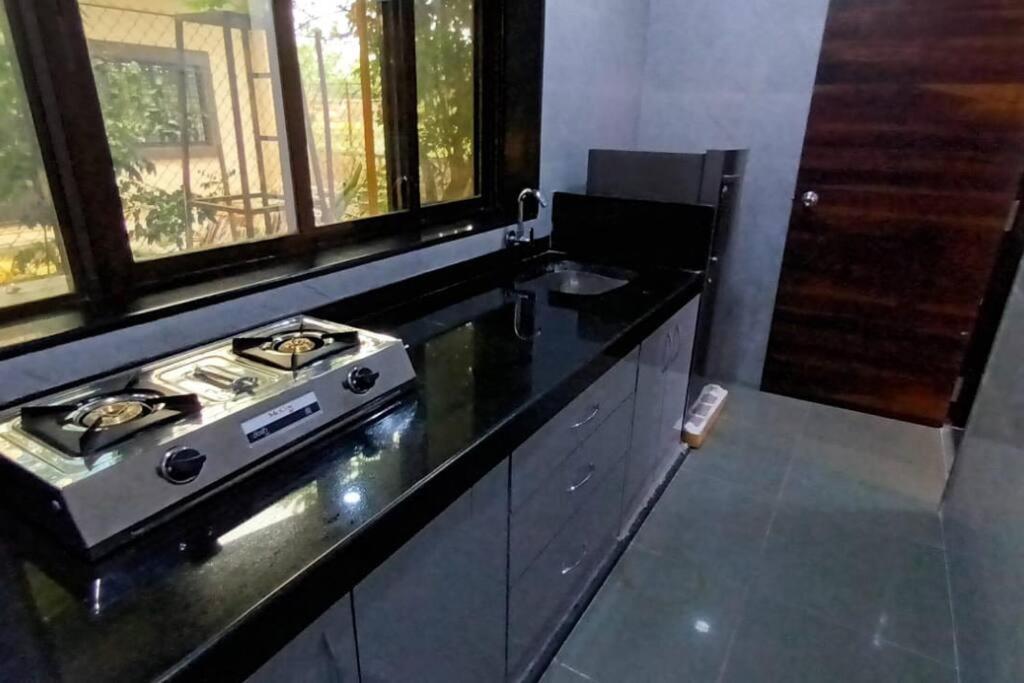 3bhk Glacia With A Private Swimming Pool Near Ekvira Temple Villa *