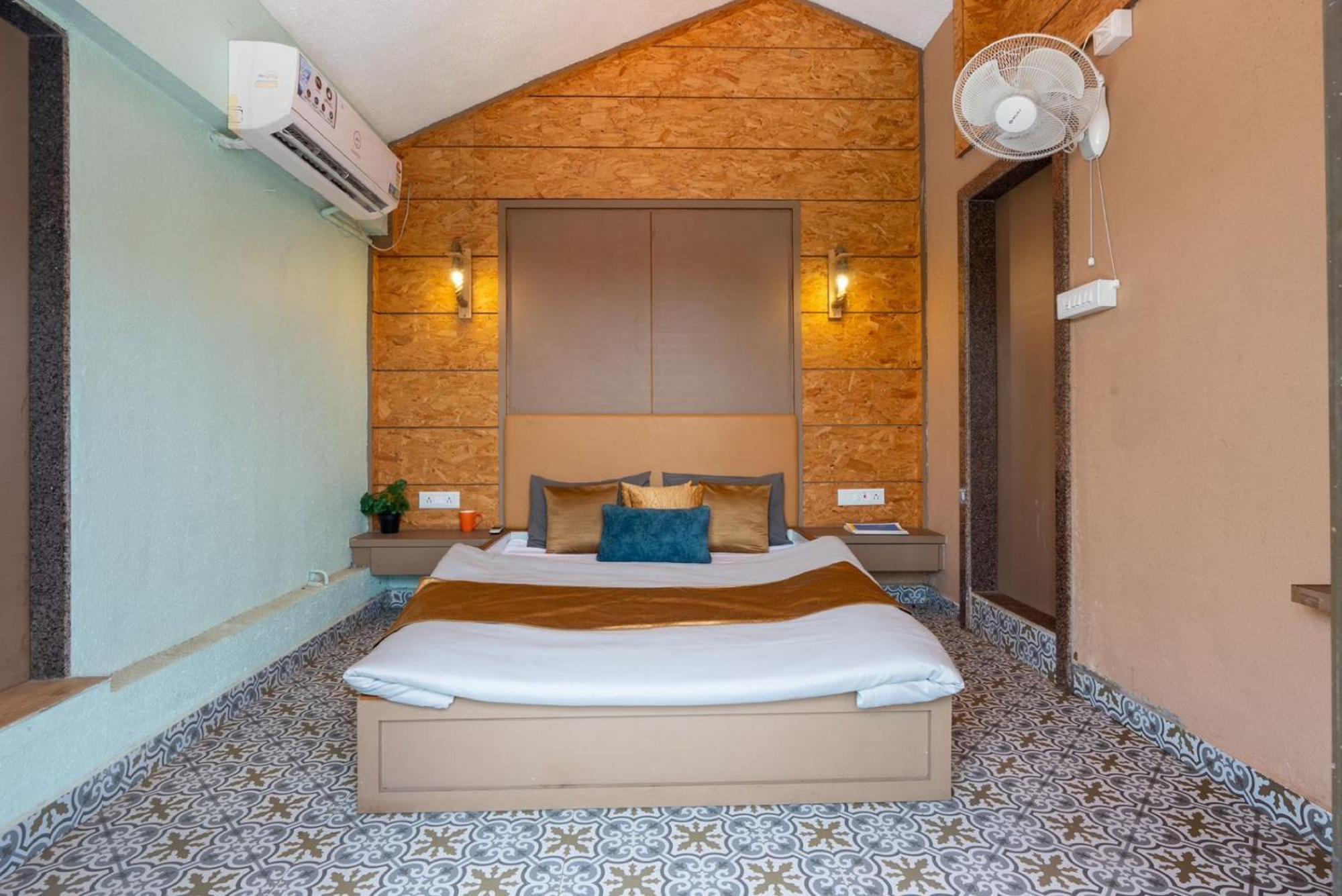 Villa Twin Manor 6bhk Lonavala
