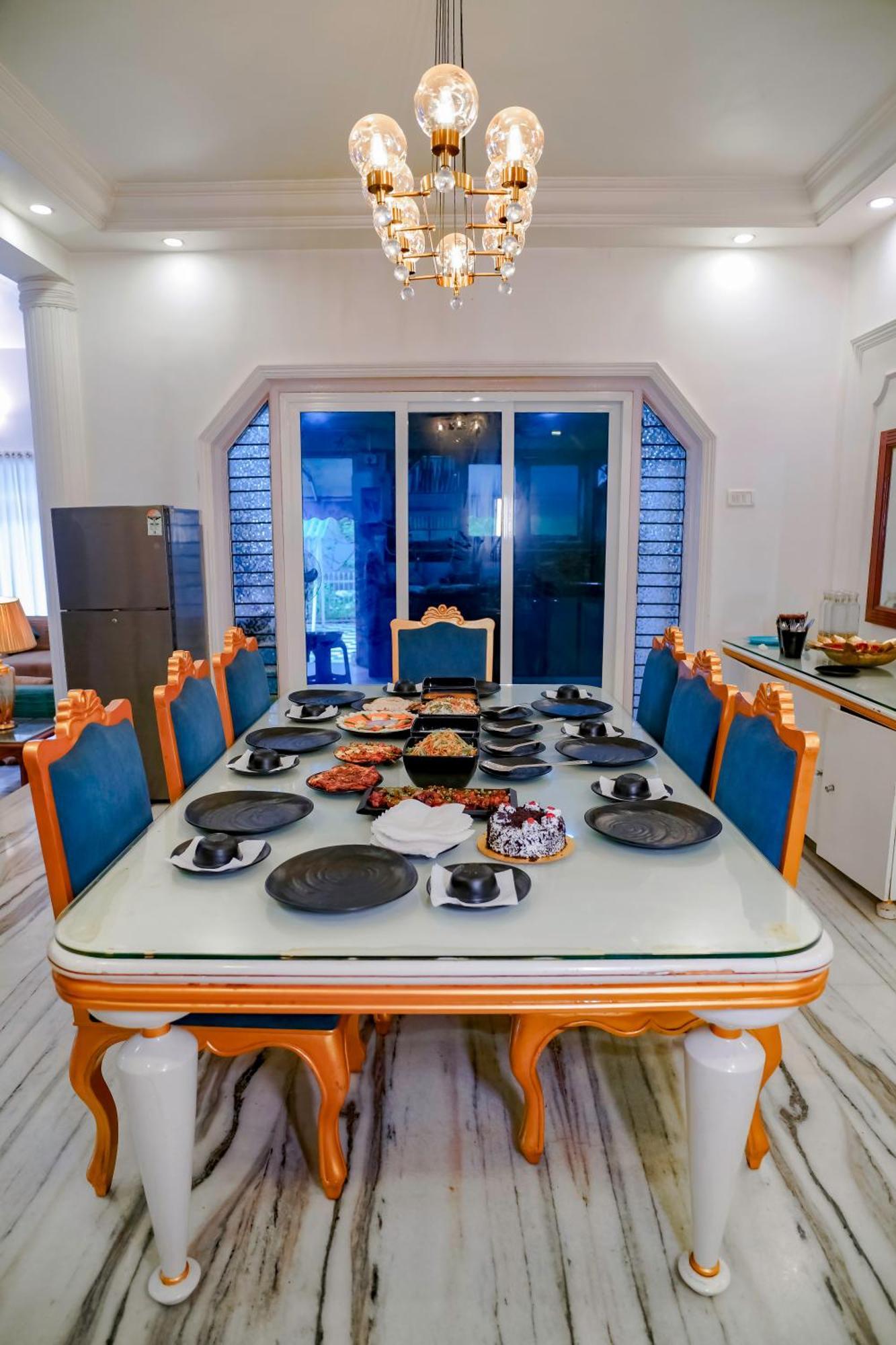 White Horse Villa