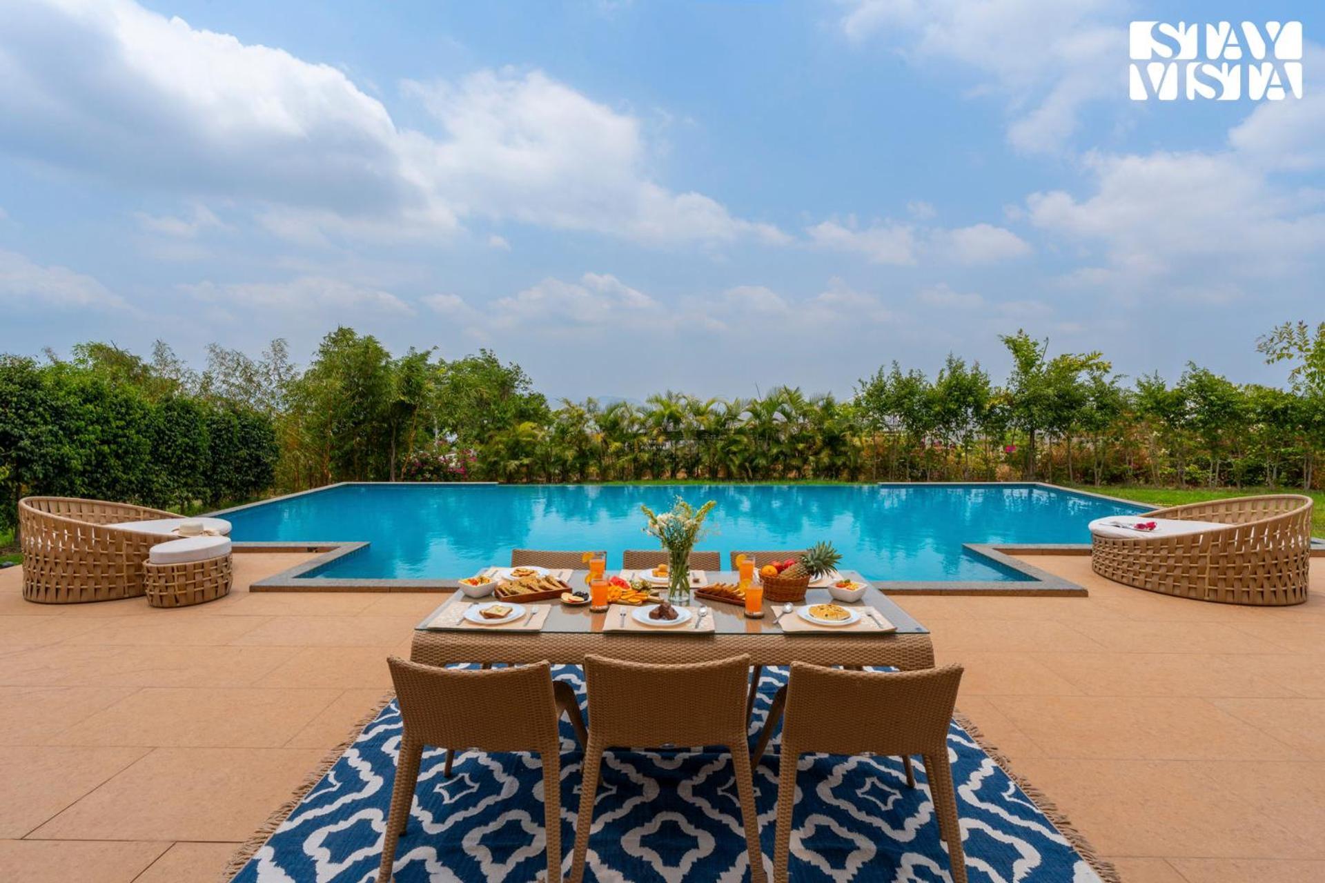 Stayvista At Bean & Blanc The Lux Collection Villa Lonavala