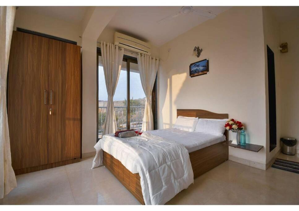 Villa 4 Bhk - Night World Fiesta Lonavala