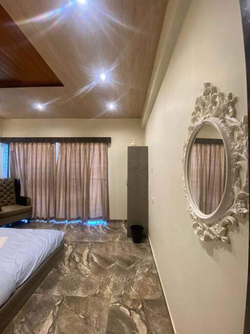 Villa Mount 5 Bhk Luxurious With Private Pool And Full Size Cricket Football Turf
