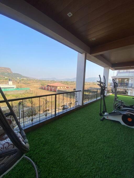 Mount 5 Bhk Luxurious With Private Pool And Full Size Cricket Football Turf Villa *