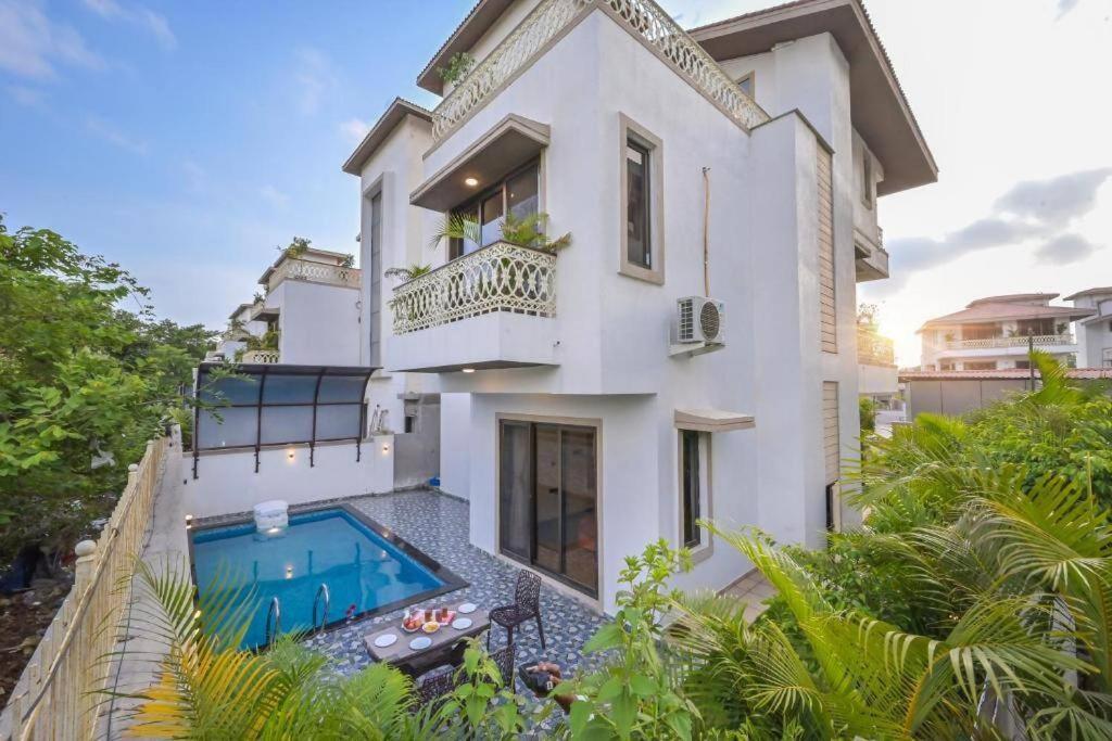 Villa Margarita By Aquastay Lonavala