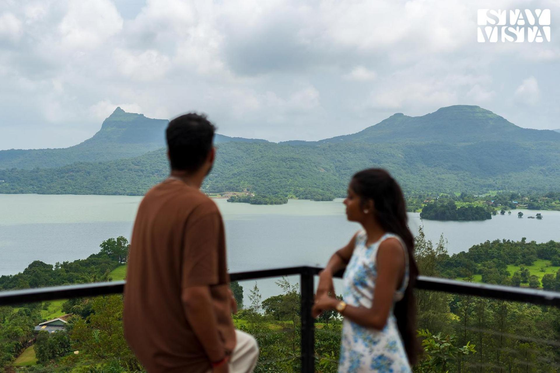 Stayvista At La Sierra With Pawna View, Wifi Villa