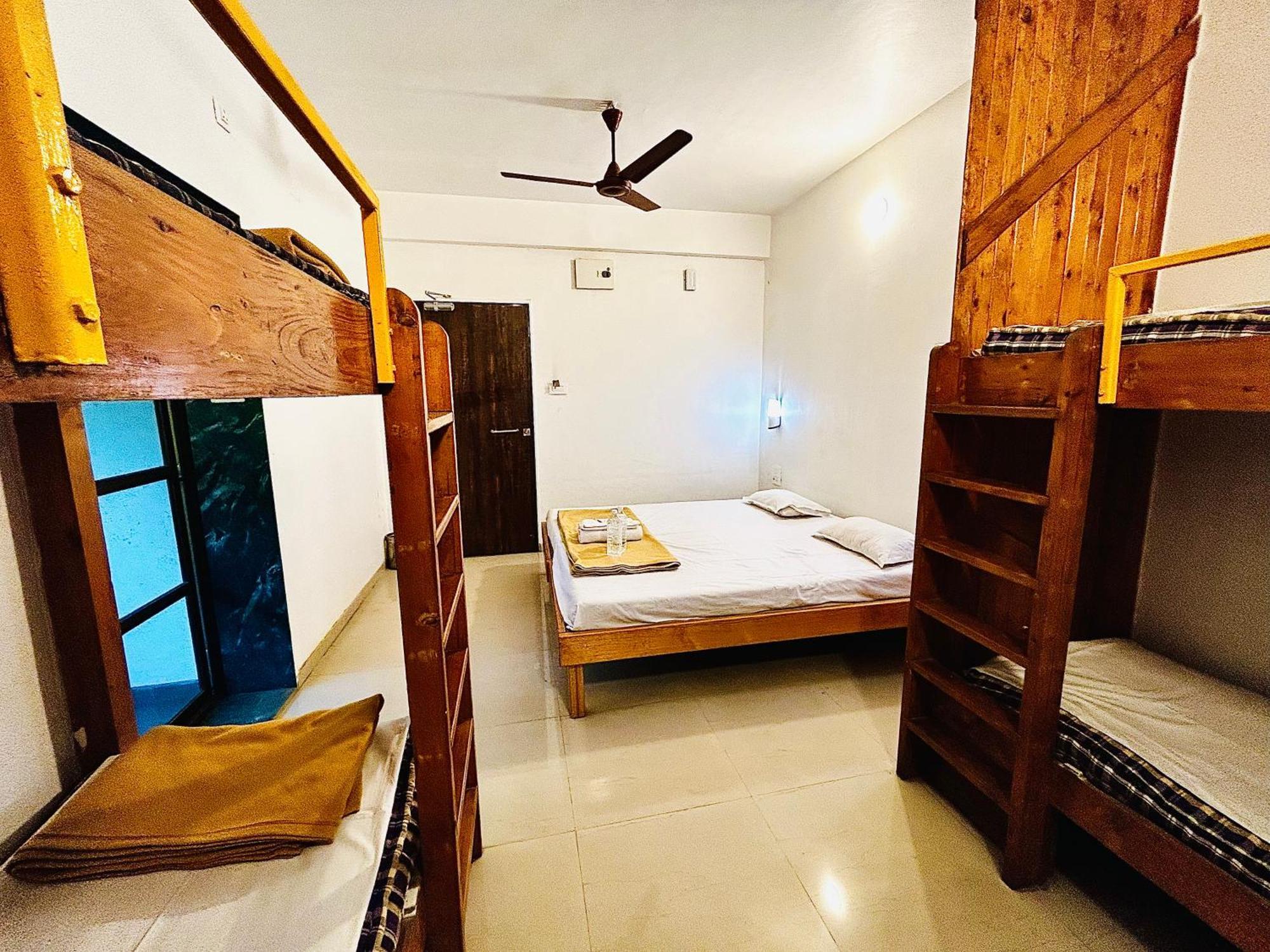 Rainwood Residency 2*