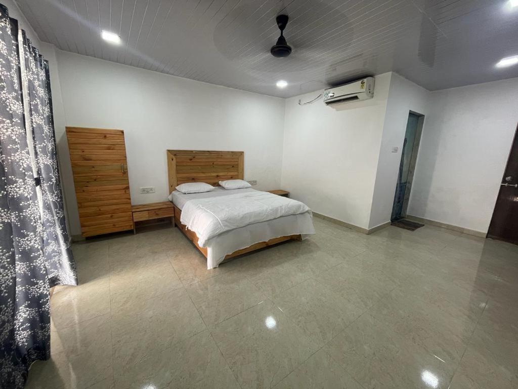 Empyrean Ll 6bhk Ll Ac Ll Samrat Ll Bigger Pool Ii * Lonavala