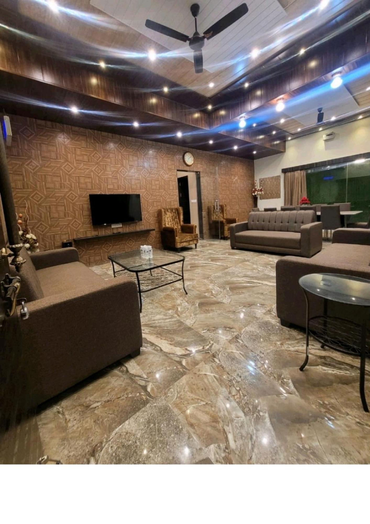Lux5 Turf With Private Pool Holiday home *