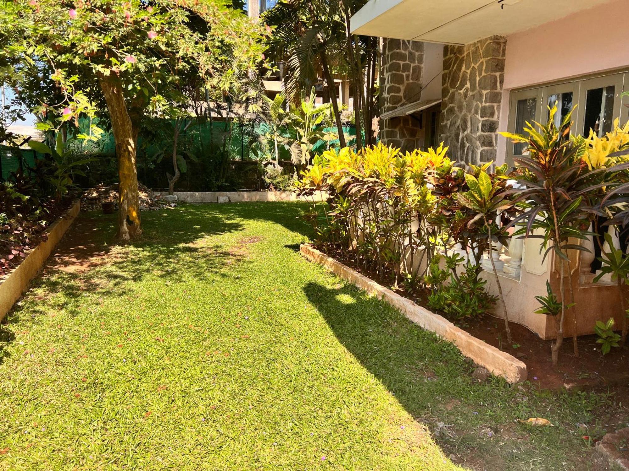 Villa Francis Exclusive 4-bedroom Family Retreat With Pool