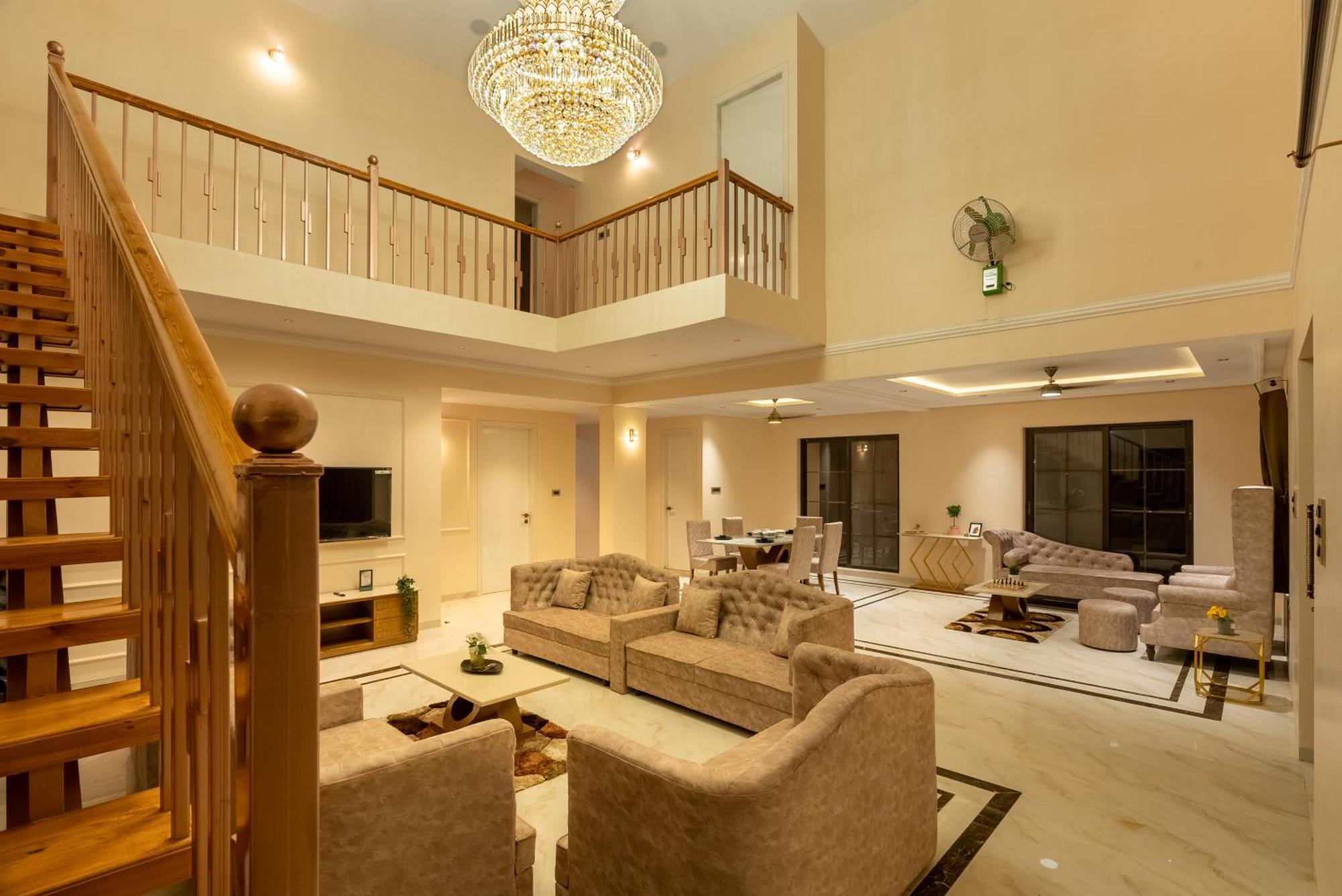 Luxurious- 6bhk Harmony By 23 Villa *