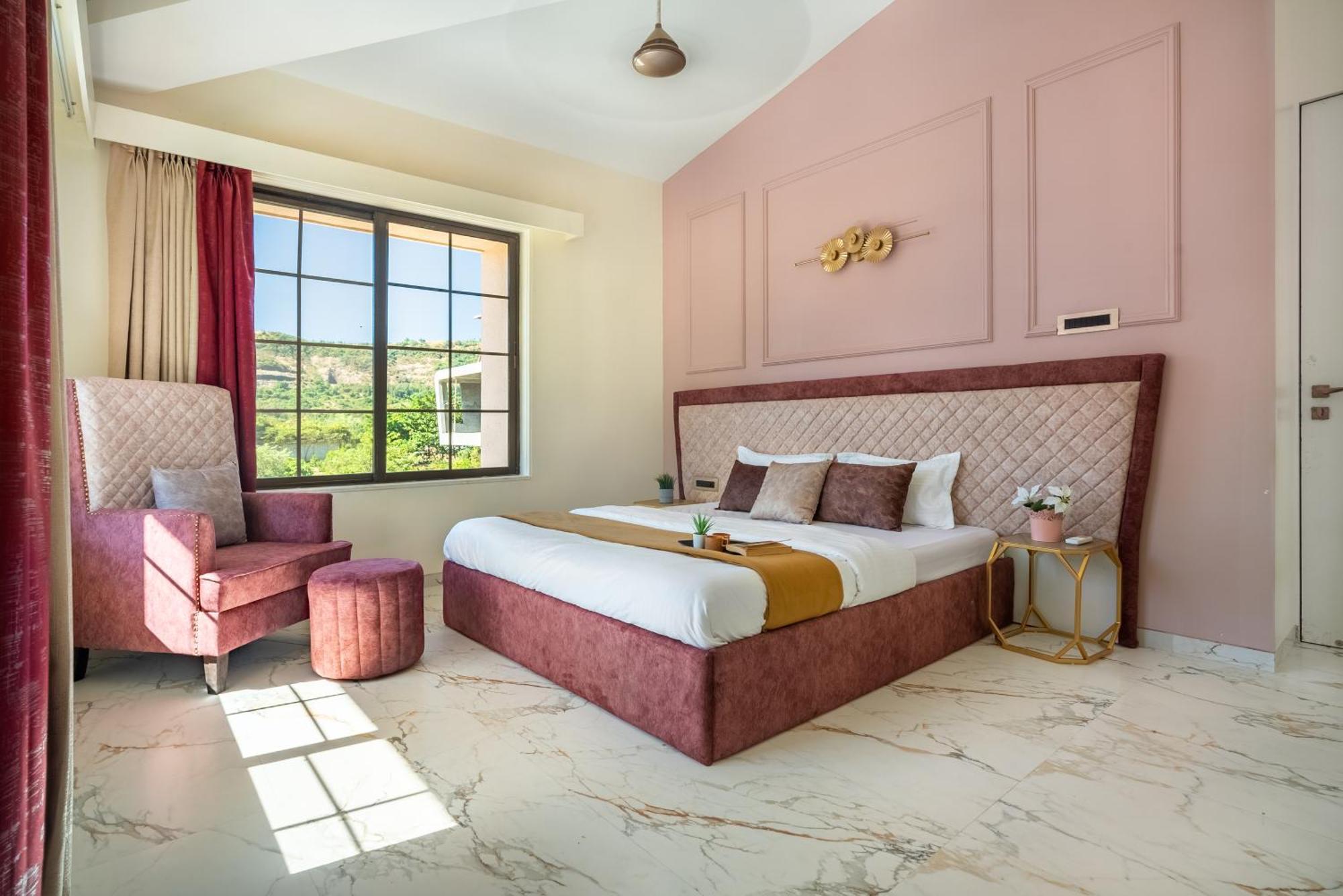 Luxurious- 6bhk Harmony By 23 *