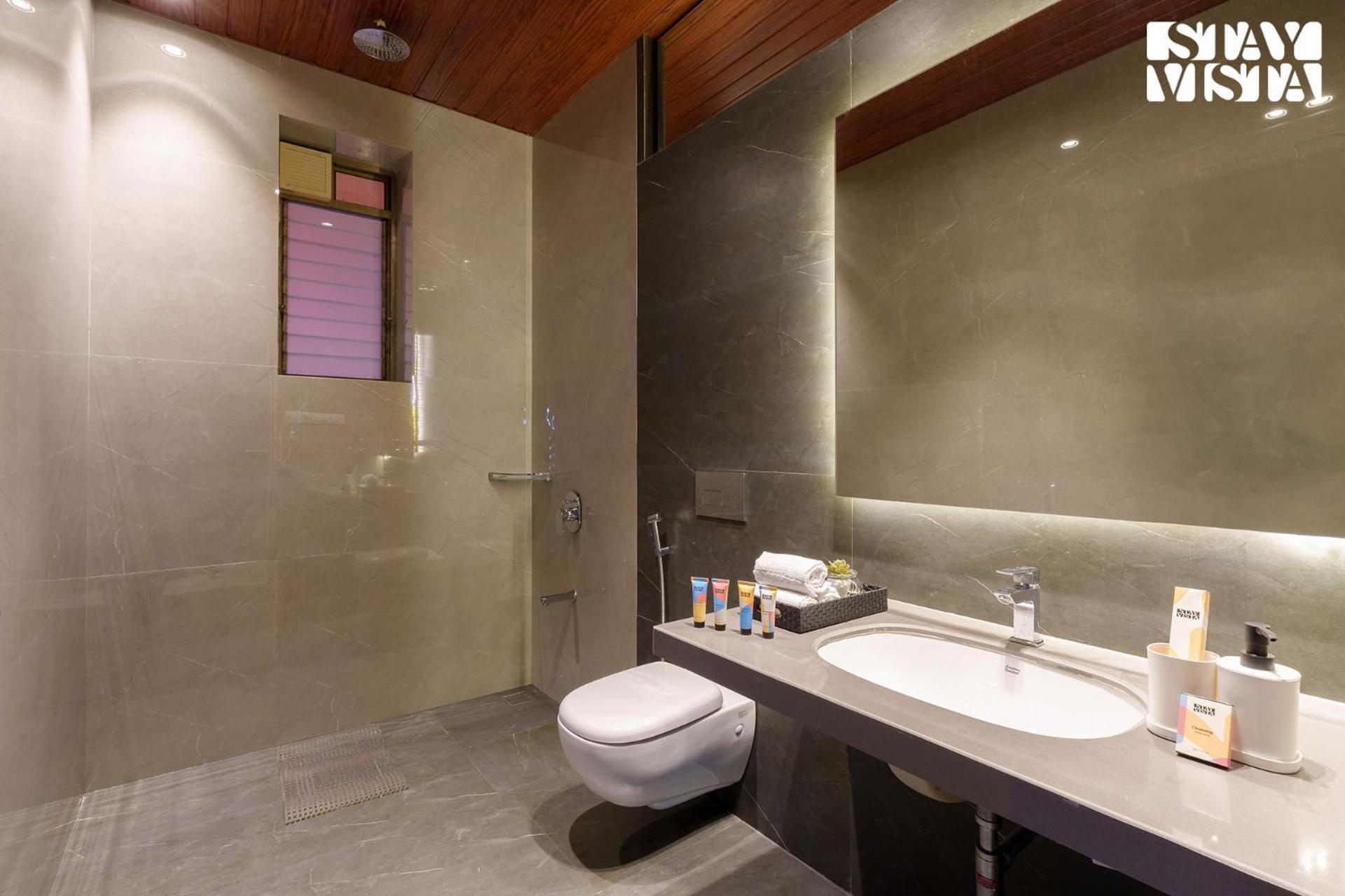 Stayvista At Airhill With Pool, Bonfire, Wifi Lonavala