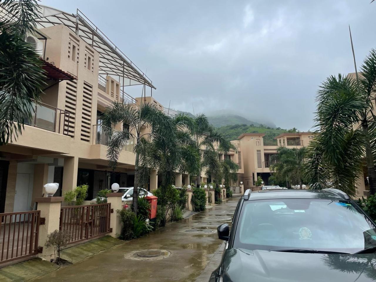 Sun Palms 15 In -2bhk With Private Swimming Pool Villa Lonavala