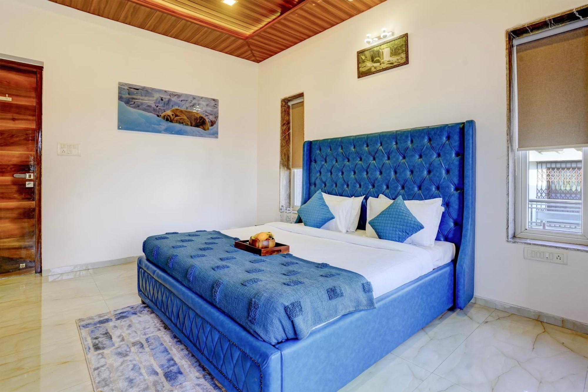 Villa Alaya 4 Bhk With Poolside Gazebo & Garden - Nest Lonavala