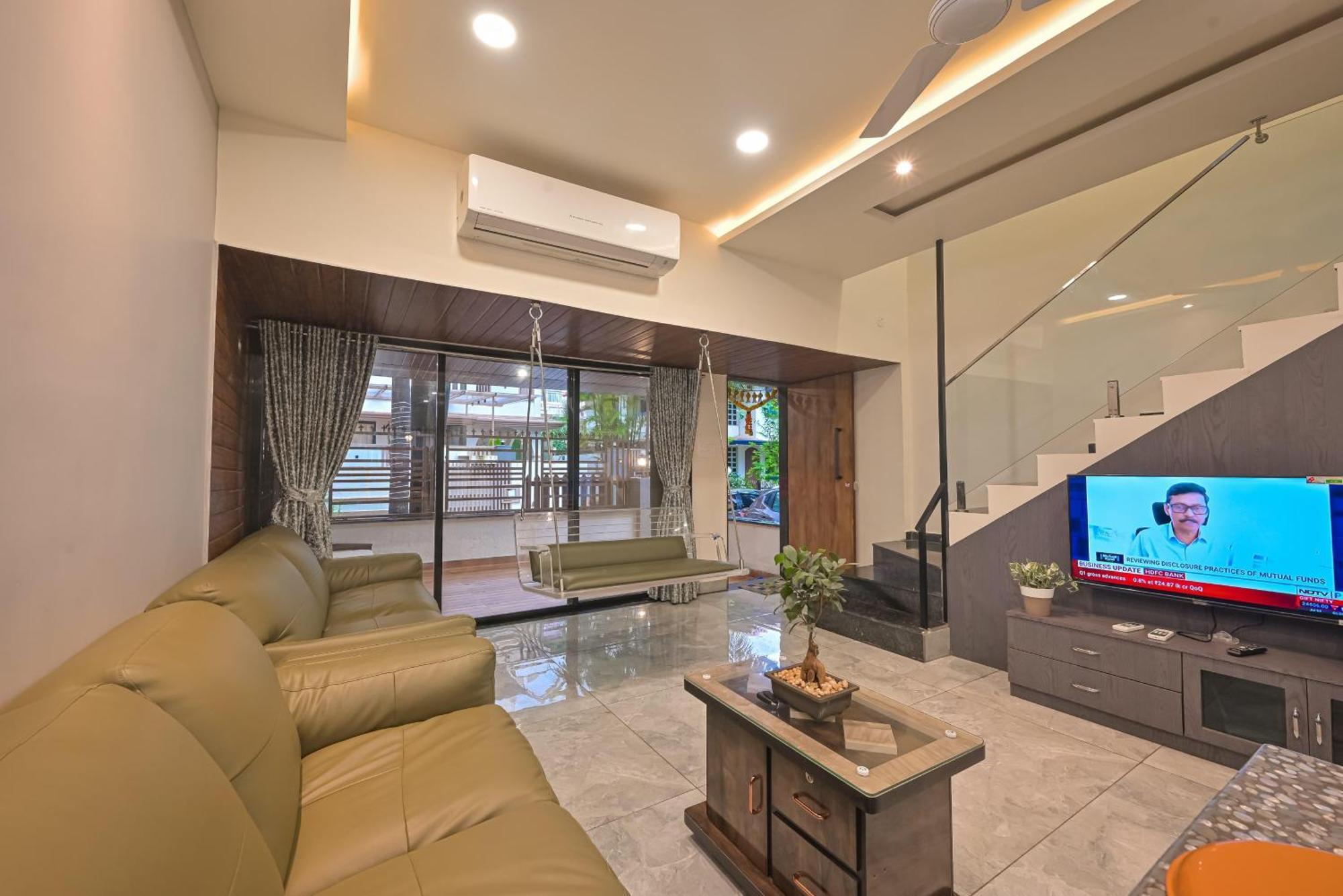 Prime Meridian Villa