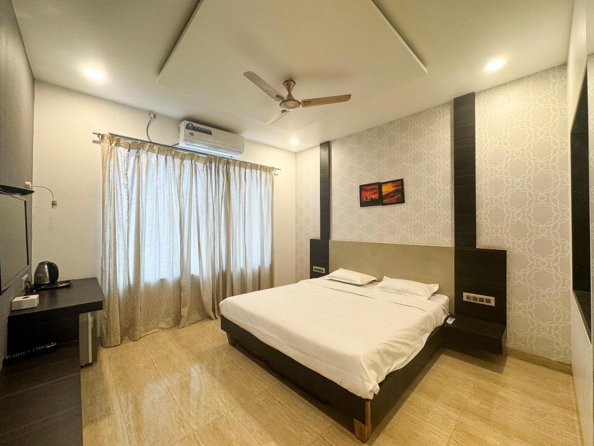 Resort Zestin Hill Lonavala