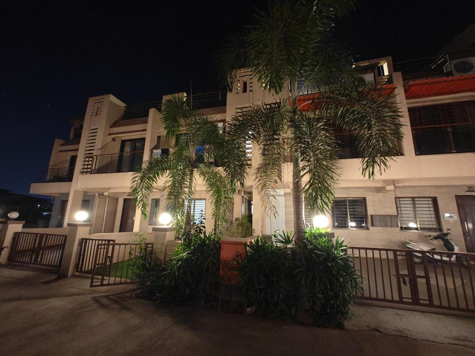 Sun Palms 15 In -2bhk With Private Swimming Pool Villa *