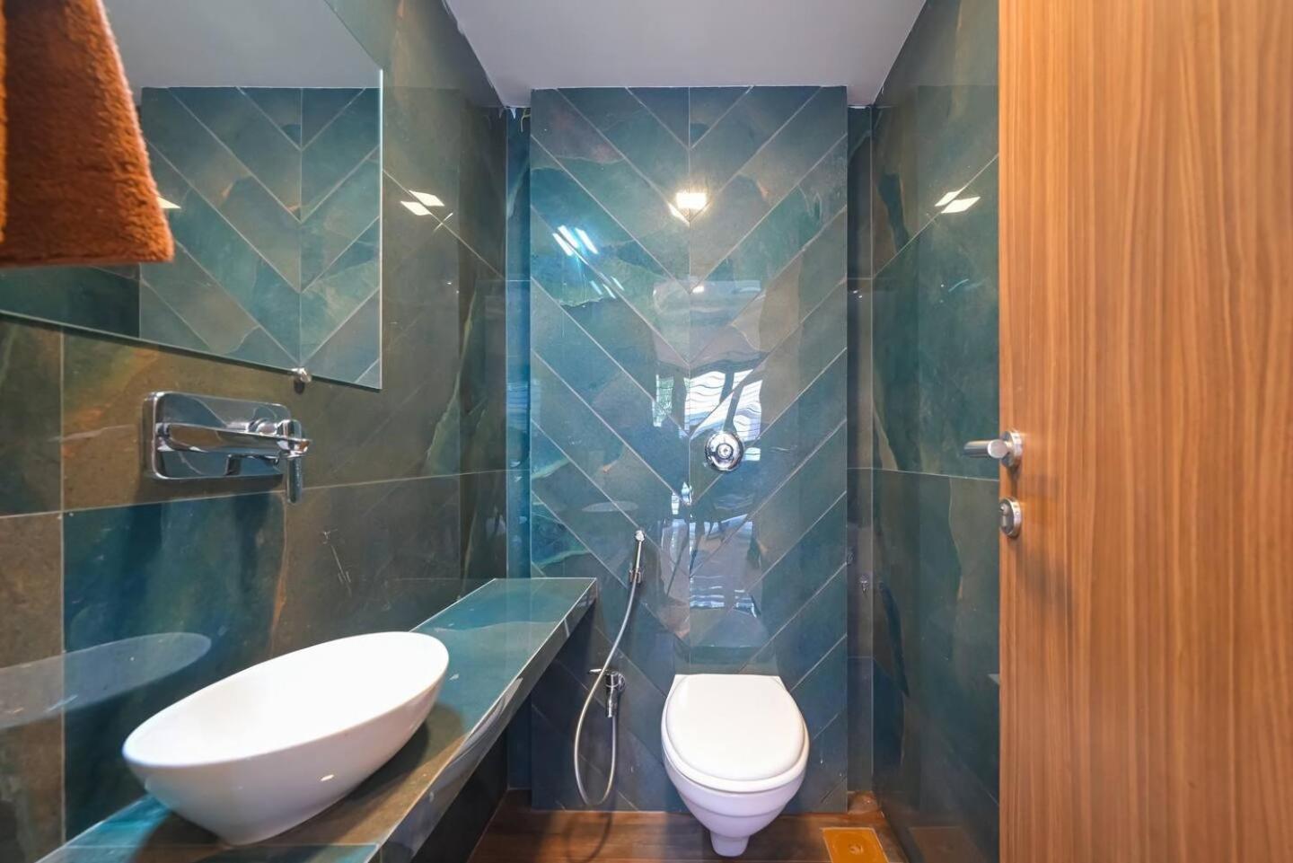 Villa Elegant Vista *