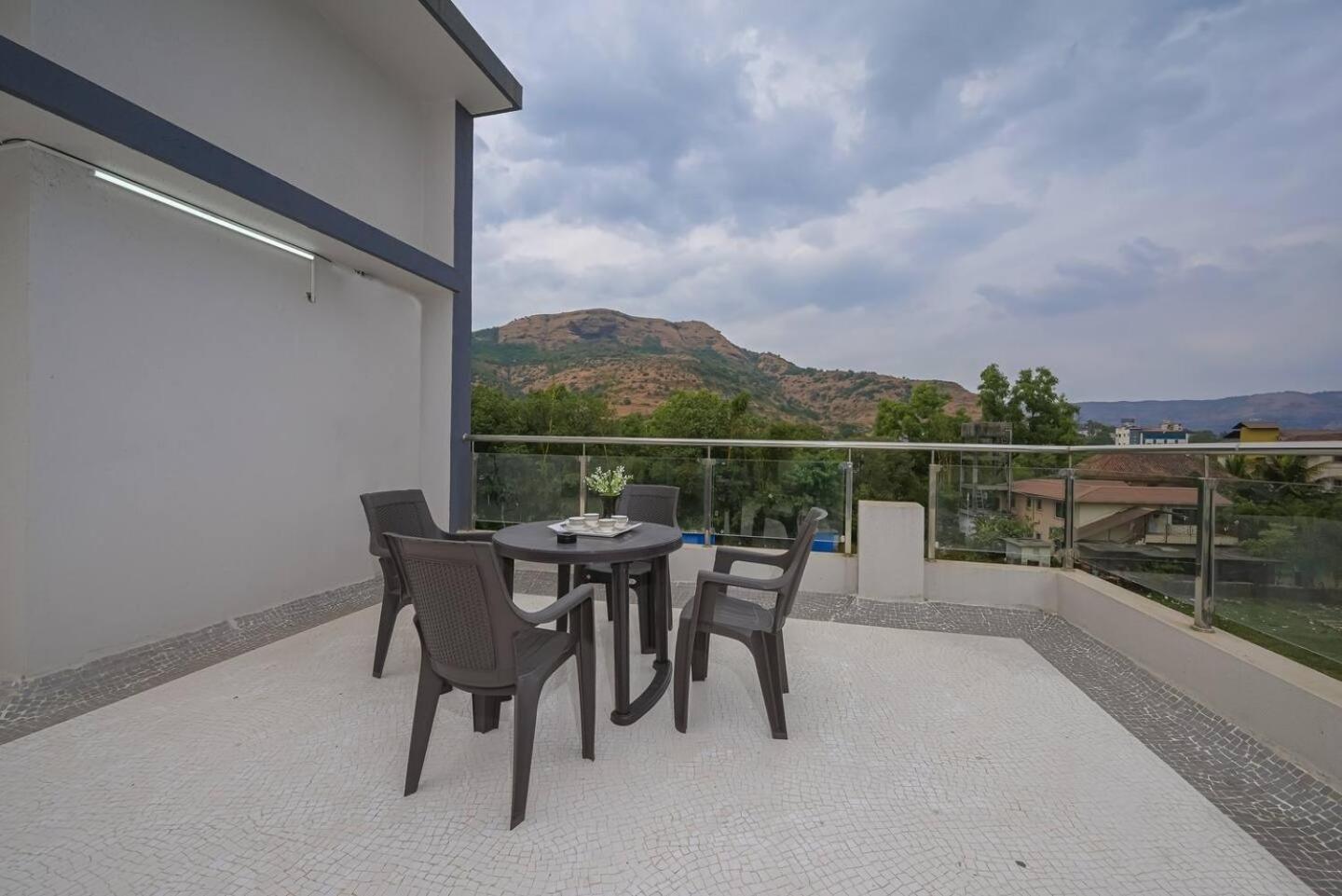 Elegant Vista * Lonavala