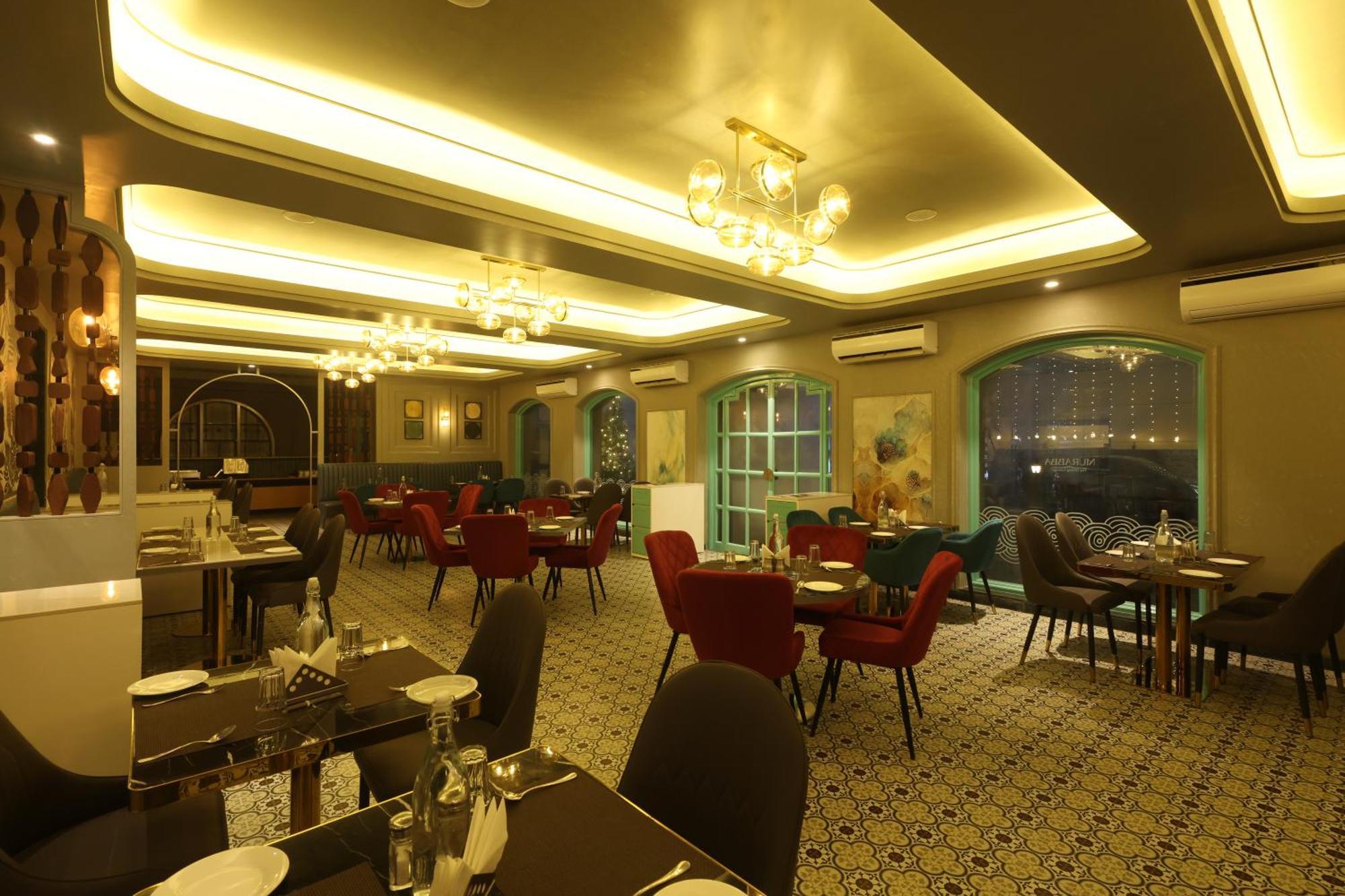 The Metropole By Keyboard 3*