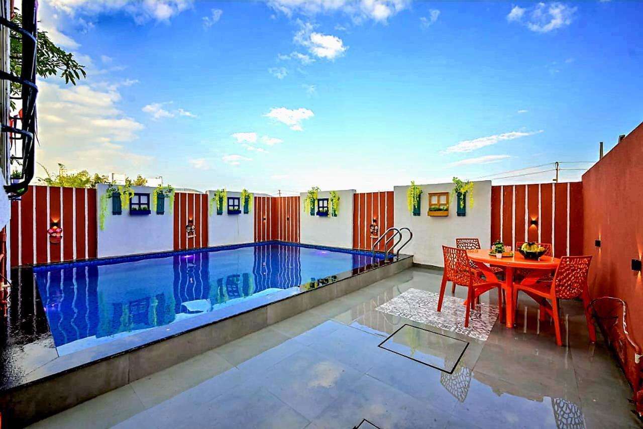 Ll Empyrean Ll Airawat Ll 2bhk Ll Ac Ll Private Pool Ll Wifi Ll *