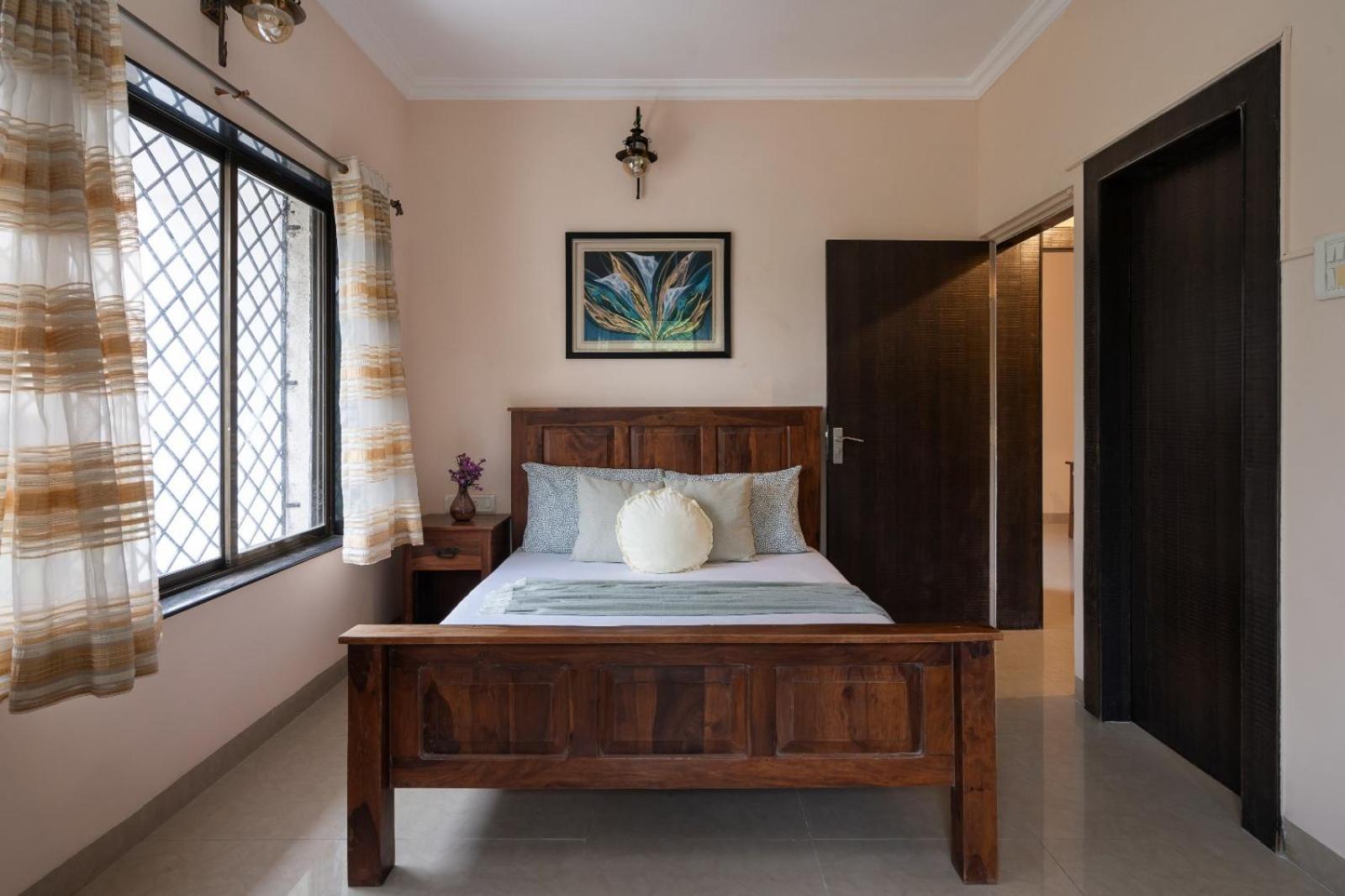 Leisurely Boutique And Apartments, *
