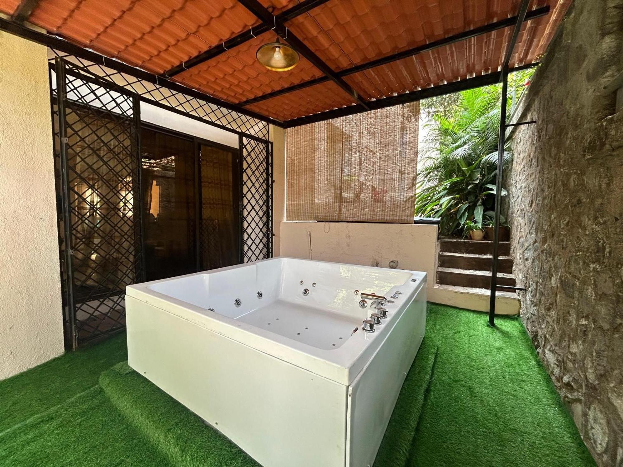Leisurely Boutique And Apartments, Lonavala