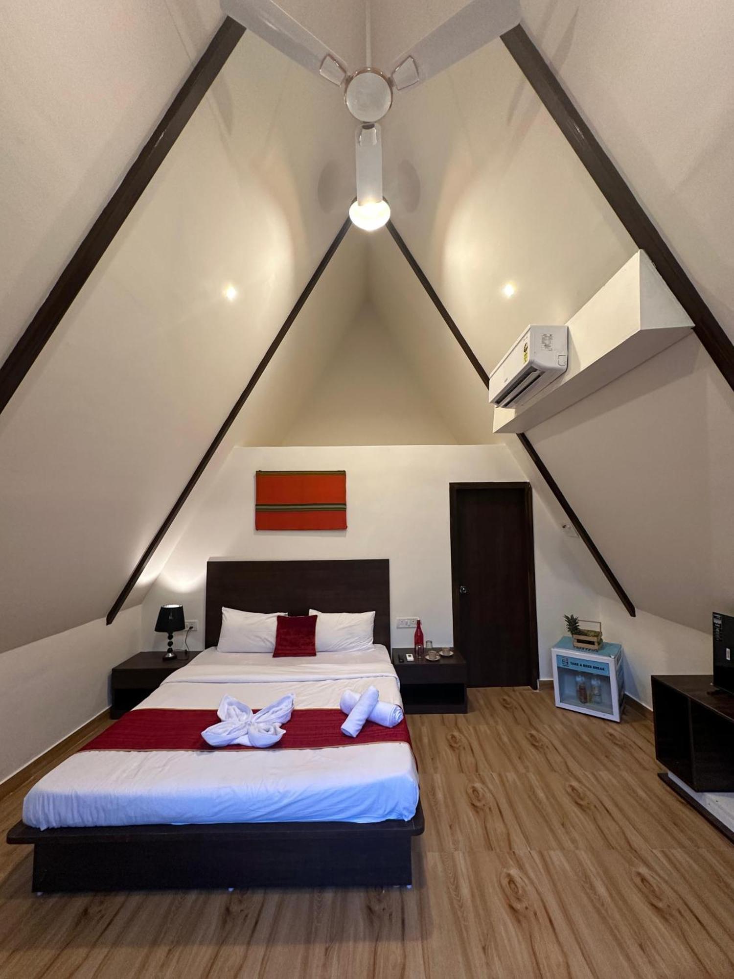 Luxury tent The Karvanda Lonavala