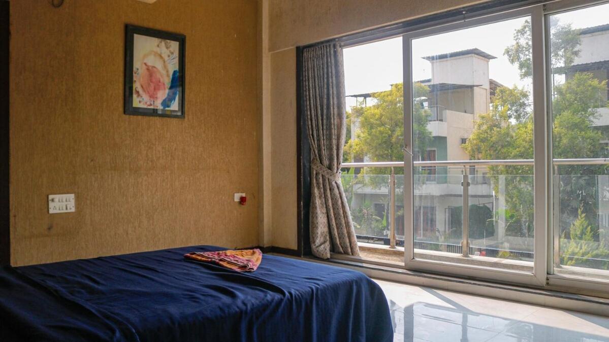 Silverstone Villa *