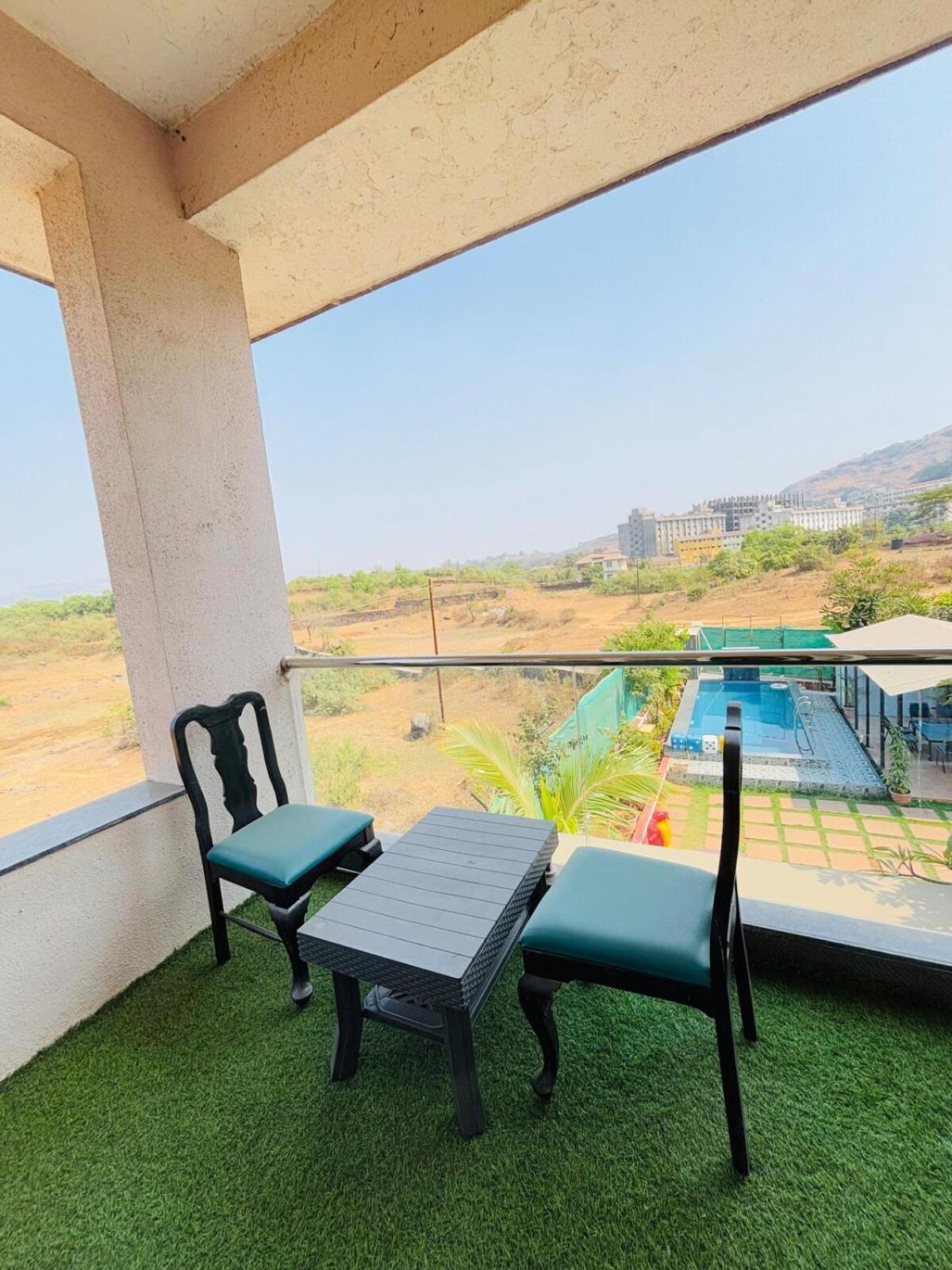 10 Majestic Lonavala