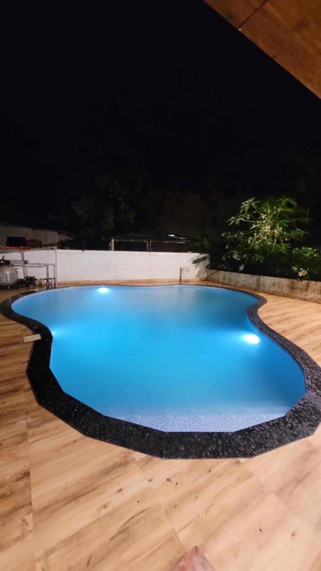 S & S With Jacuzzi By Villagram Villa Lonavala