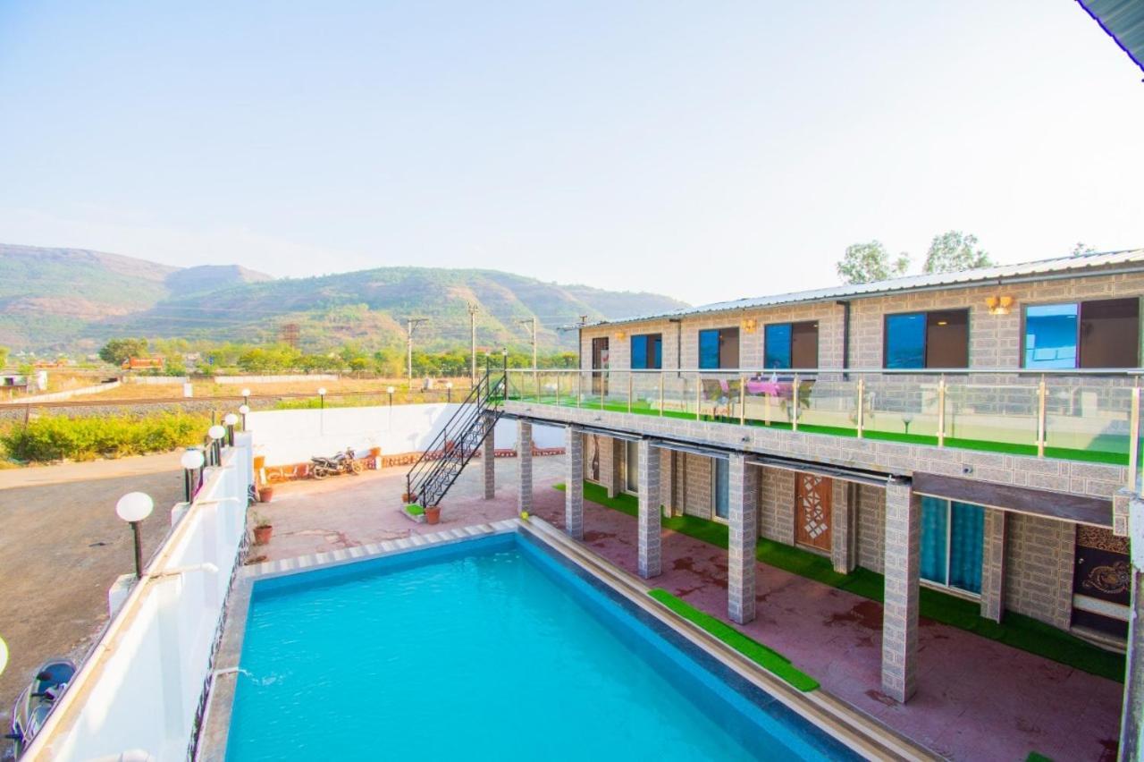 Empyrean Ii 6bhk Ii Samrat Ii Ac Ii Pvt Pool Ll Largest Pool Ll *