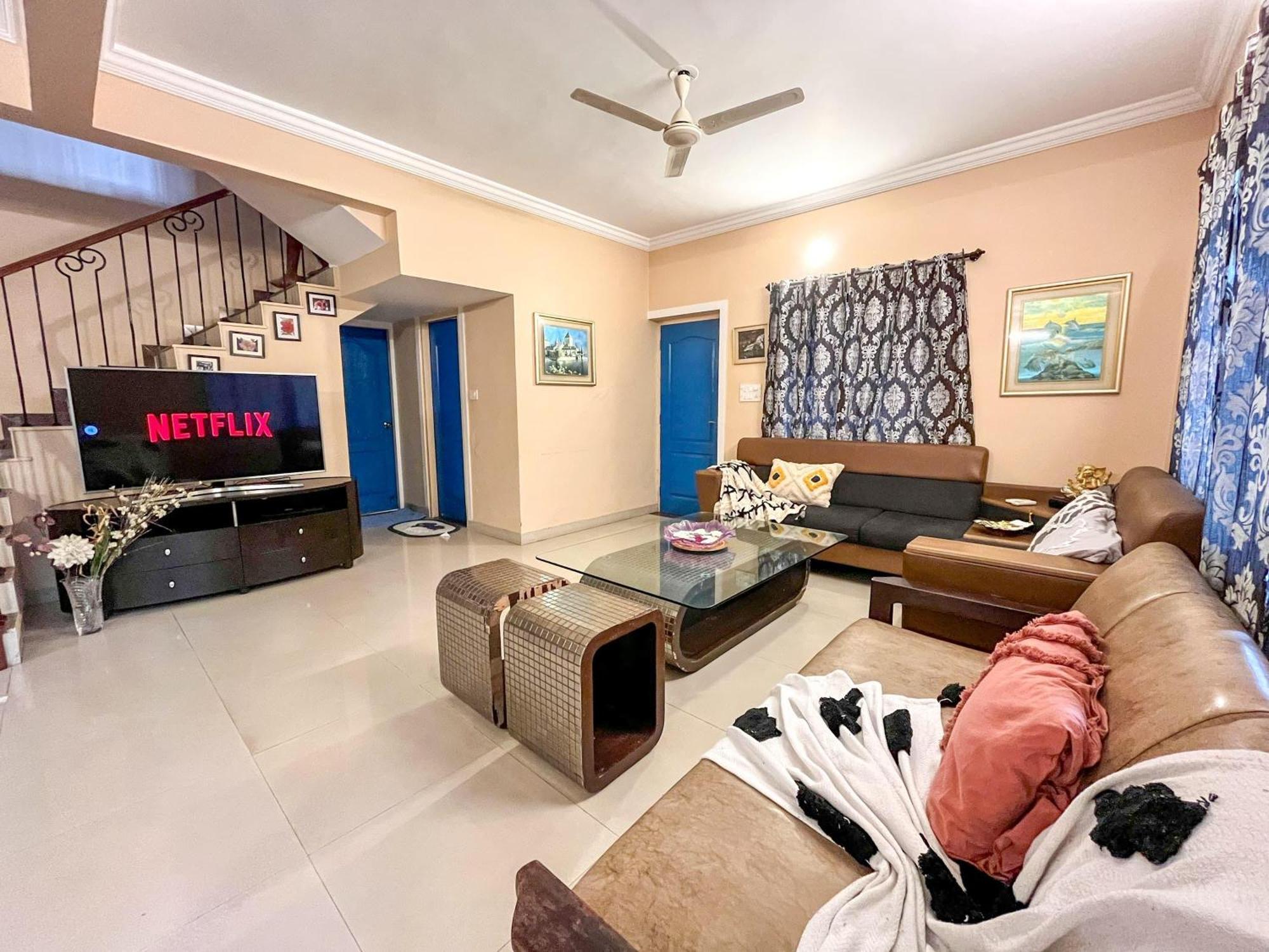 4bhk Gemstone *