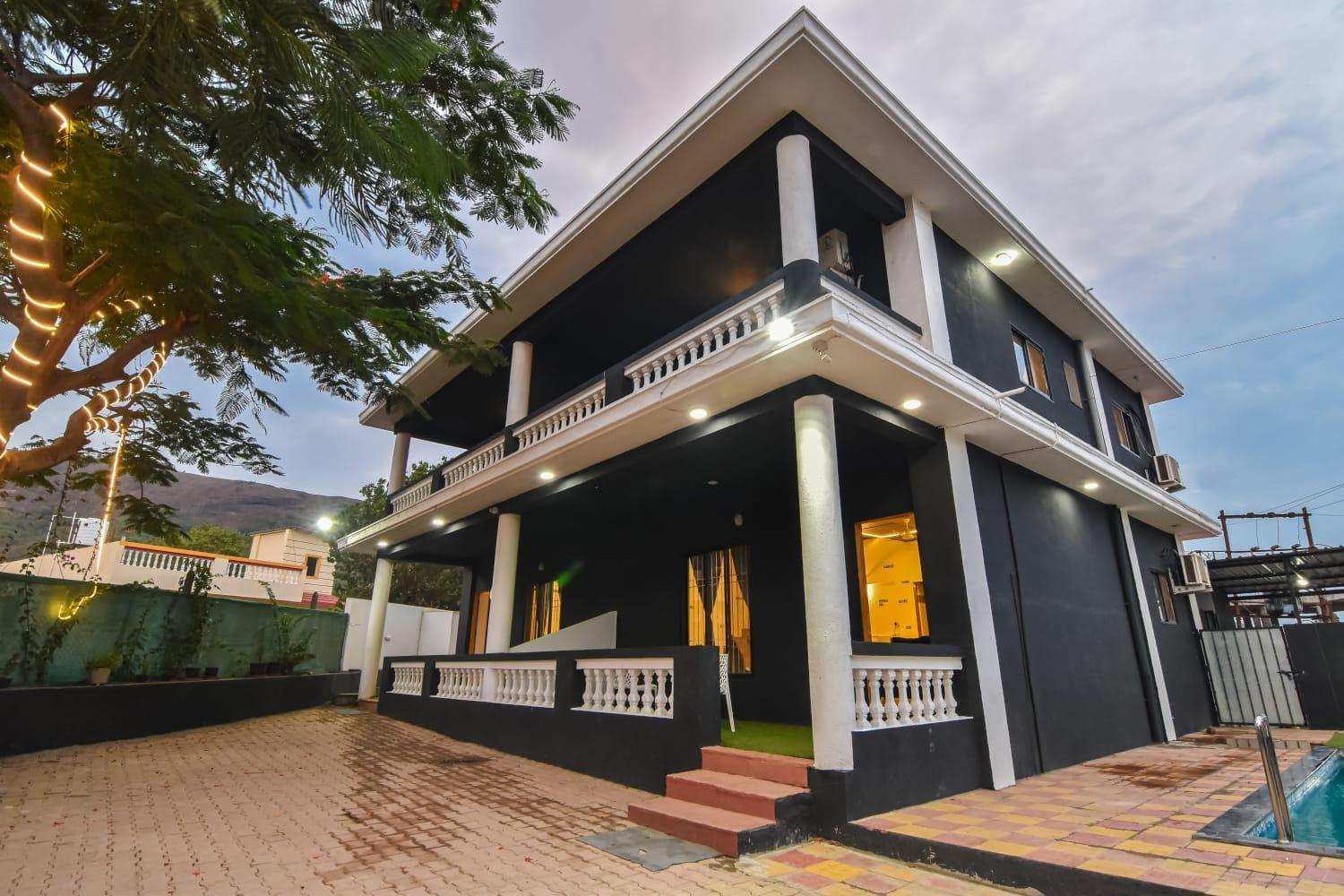 Villa Empyrean Ll 3bhk Ll Black Horse Ll Ac Ll Private Pool Ll Wifi Ii Lux Ll Lonavala