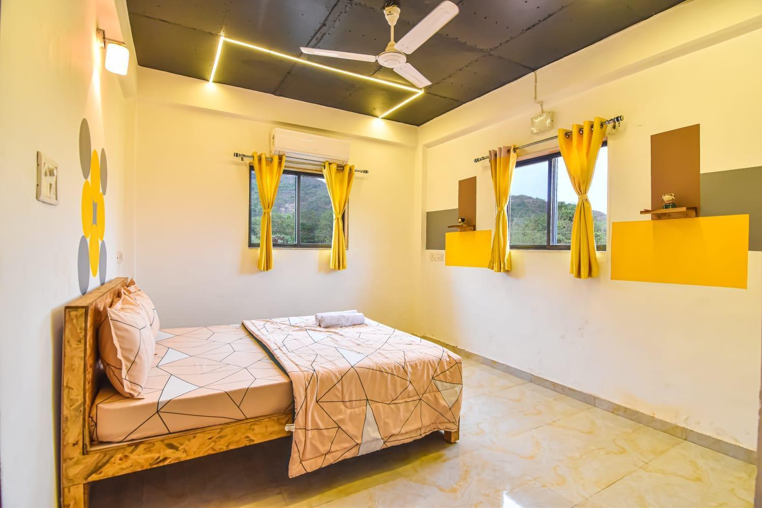 Empyrean Ll 3bhk Ll Black Horse Ll Ac Ll Private Pool Ll Wifi Ii Lux Ll
