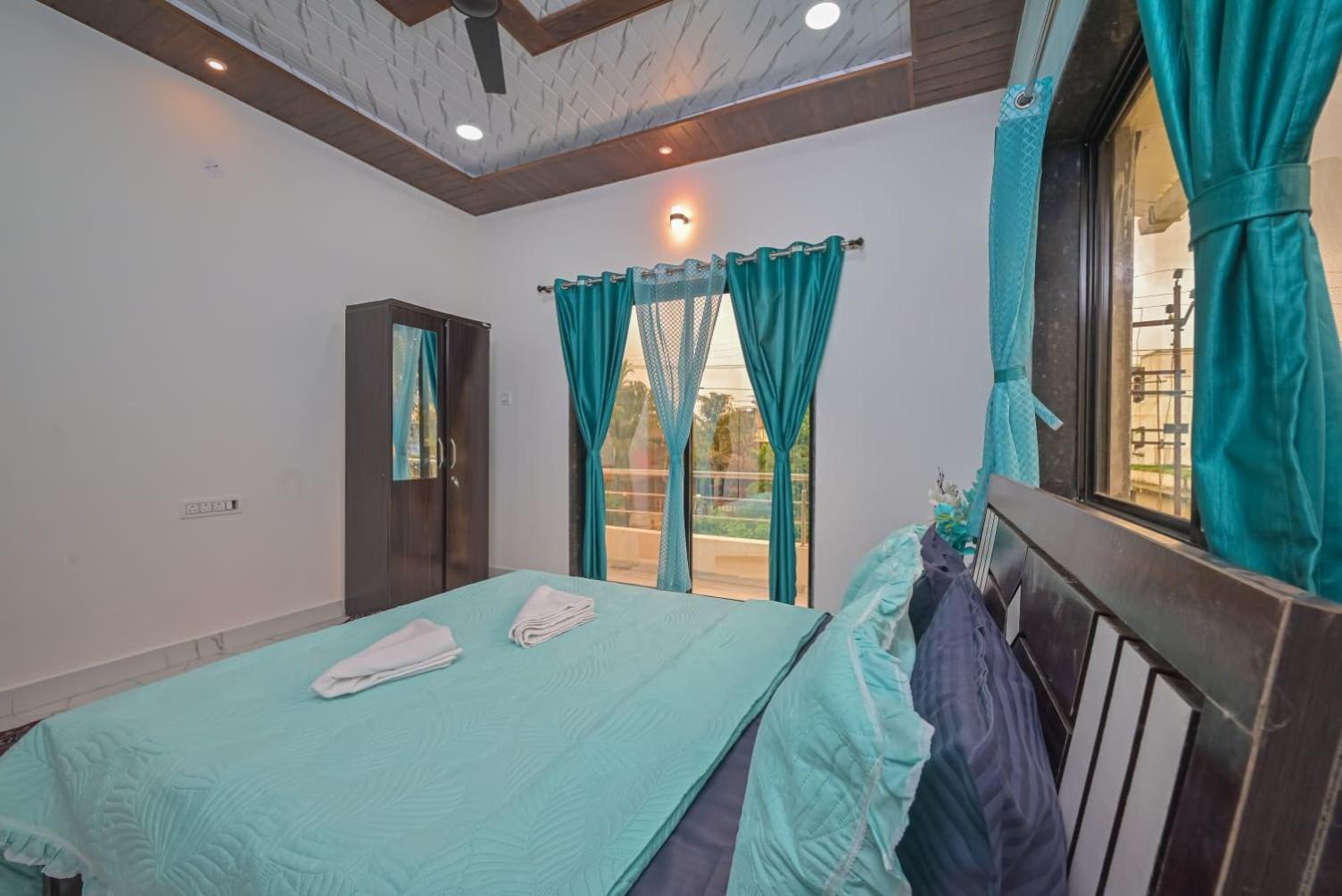 Ll Empyrean Ll Enfield Ll 2bhk Ll Ac Ll Pvt Pool Ll Ll Villa Lonavala