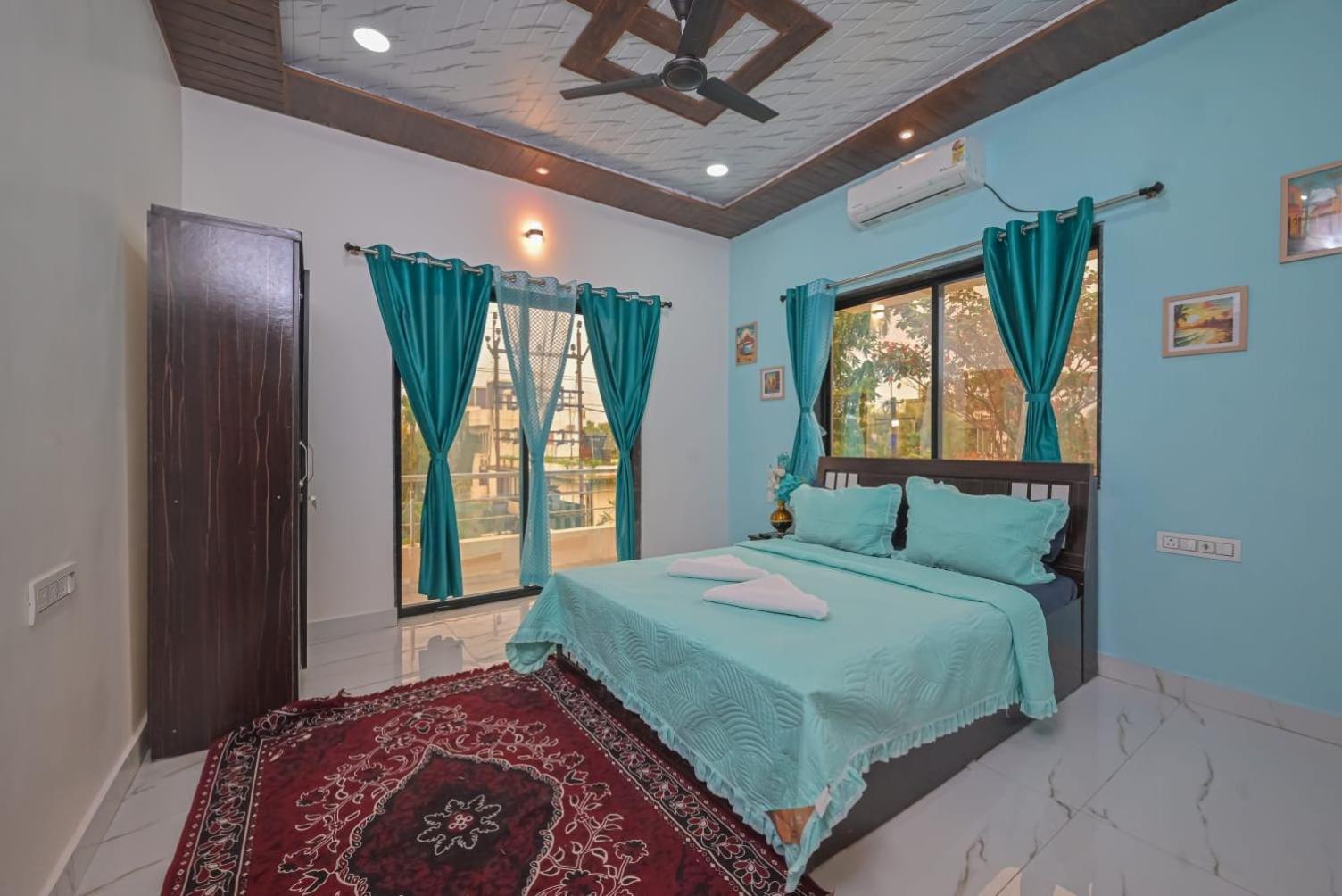 Ll Empyrean Ll Enfield Ll 2bhk Ll Ac Ll Pvt Pool Ll Ll *
