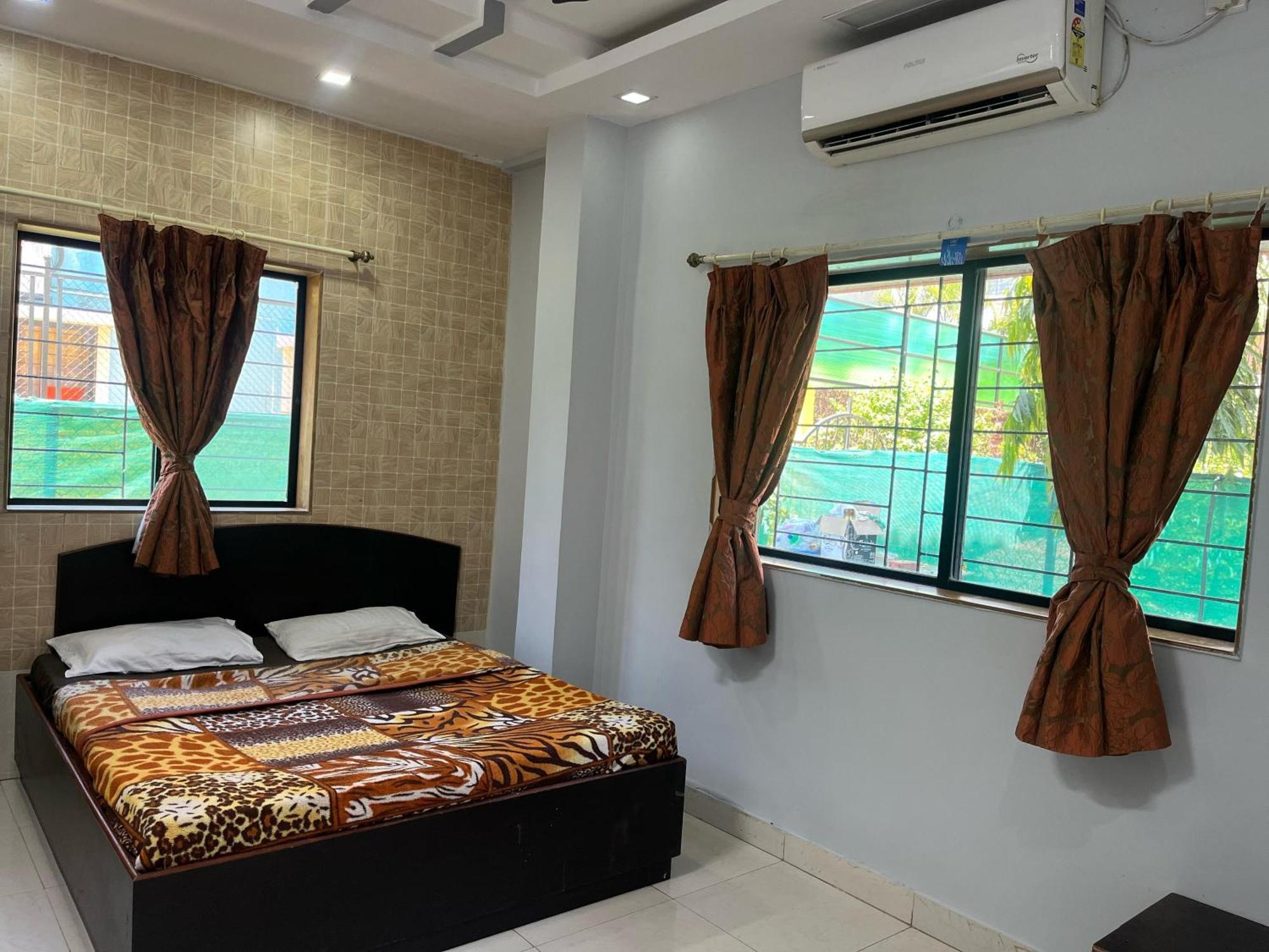 Ll Empyrean Stay Ll 3Bhk Ll Maharaja Villa Ll Vintage Property Ll Private Pool Ll Free Wifi Ll * Lonavala