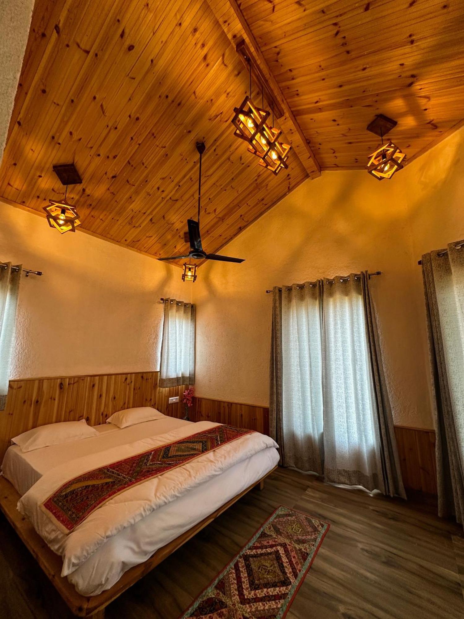 Varuwoods - Luxury Boutique Resort, Trekking & Water Sports