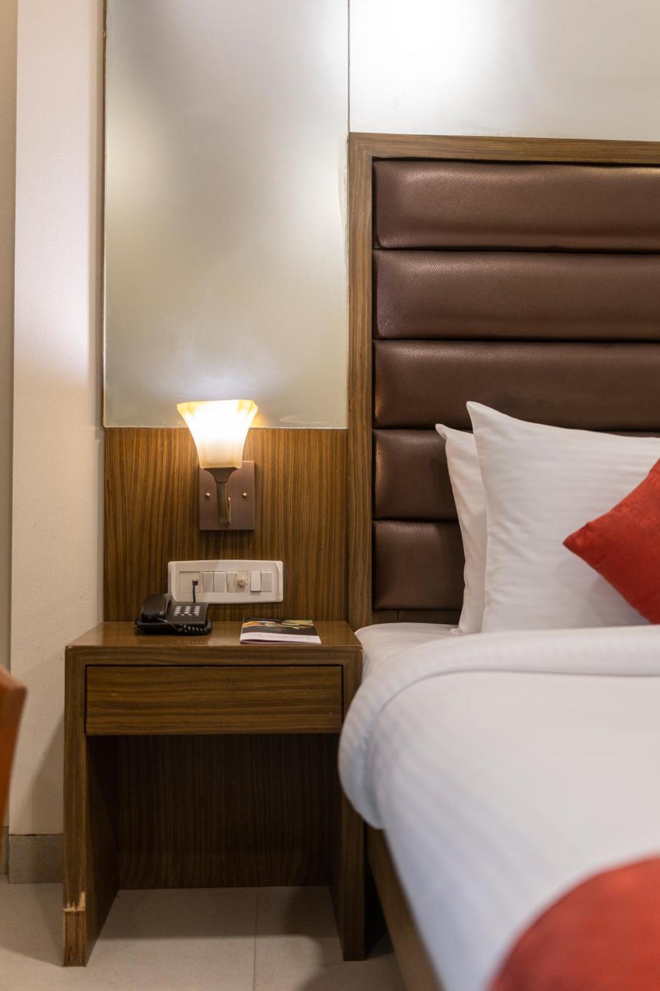 The Metropole By Keyboard 4*