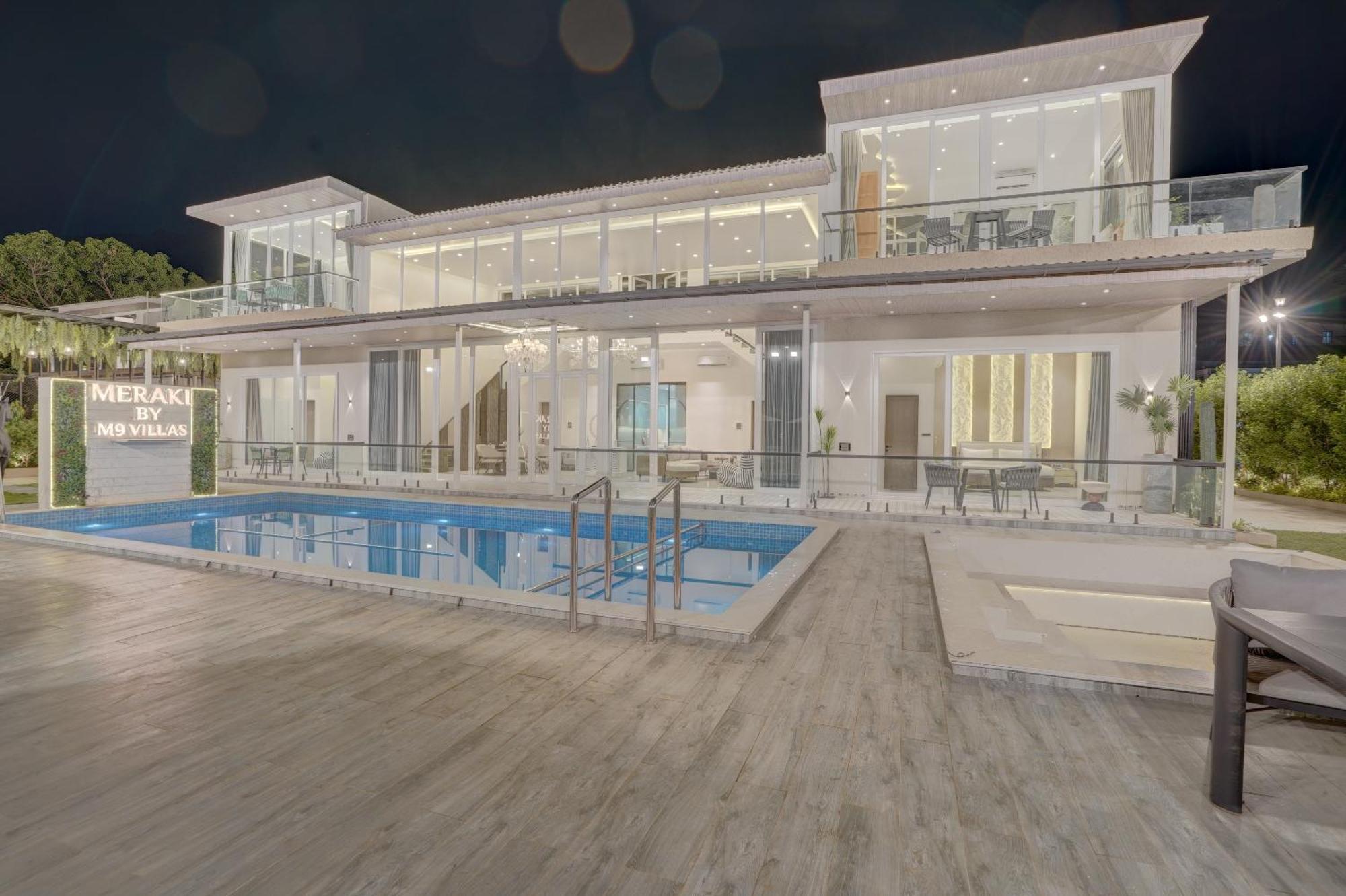 Villa Elivaas Meraki - Luxe 6 Bhk Glass With Private Pool, Balcony, Garden & Gazebo *
