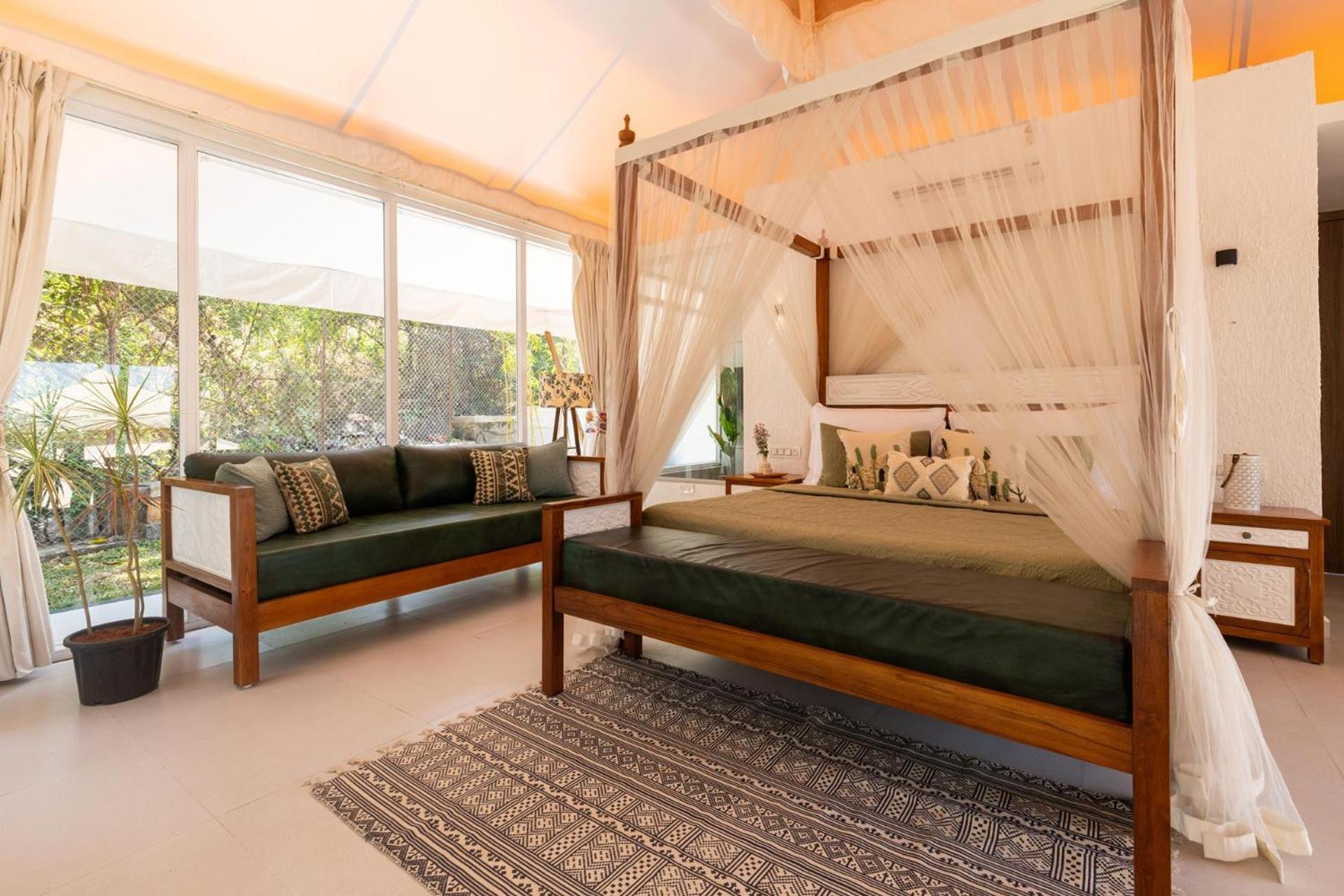 Stayvista At Vaana - Glamping Tents, Jacuzzi, Pool Lonavala