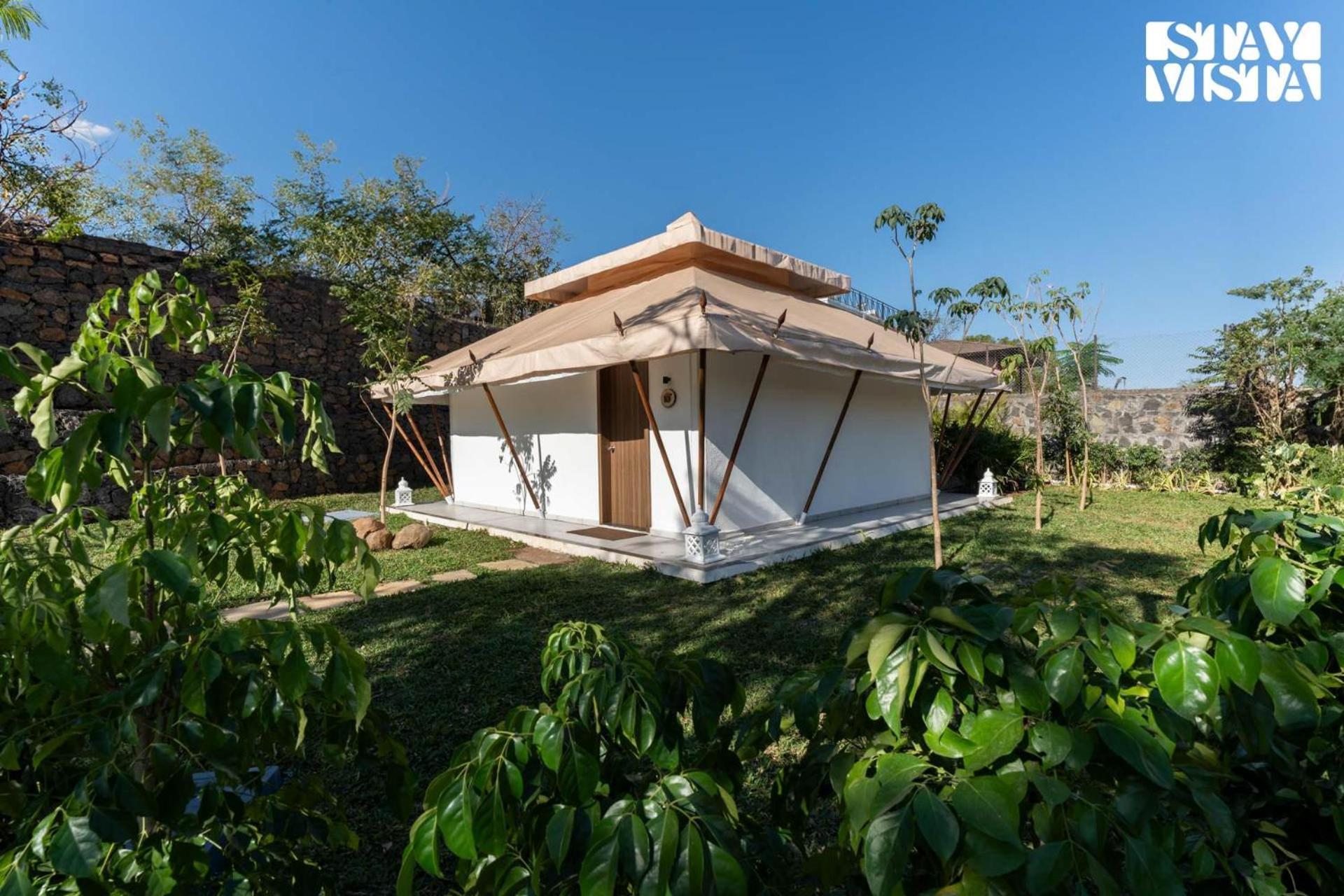 Stayvista At Vaana - Glamping Tents, Jacuzzi, Pool Villa