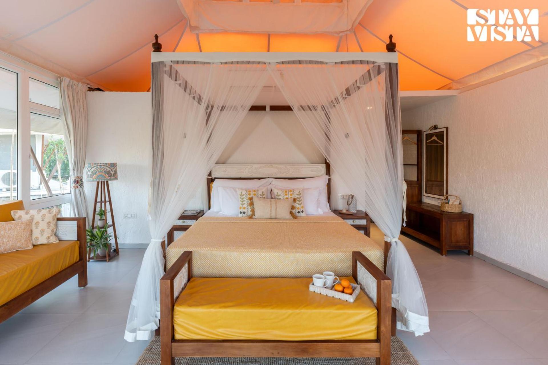 Stayvista At Vaana - Glamping Tents, Jacuzzi, Pool *