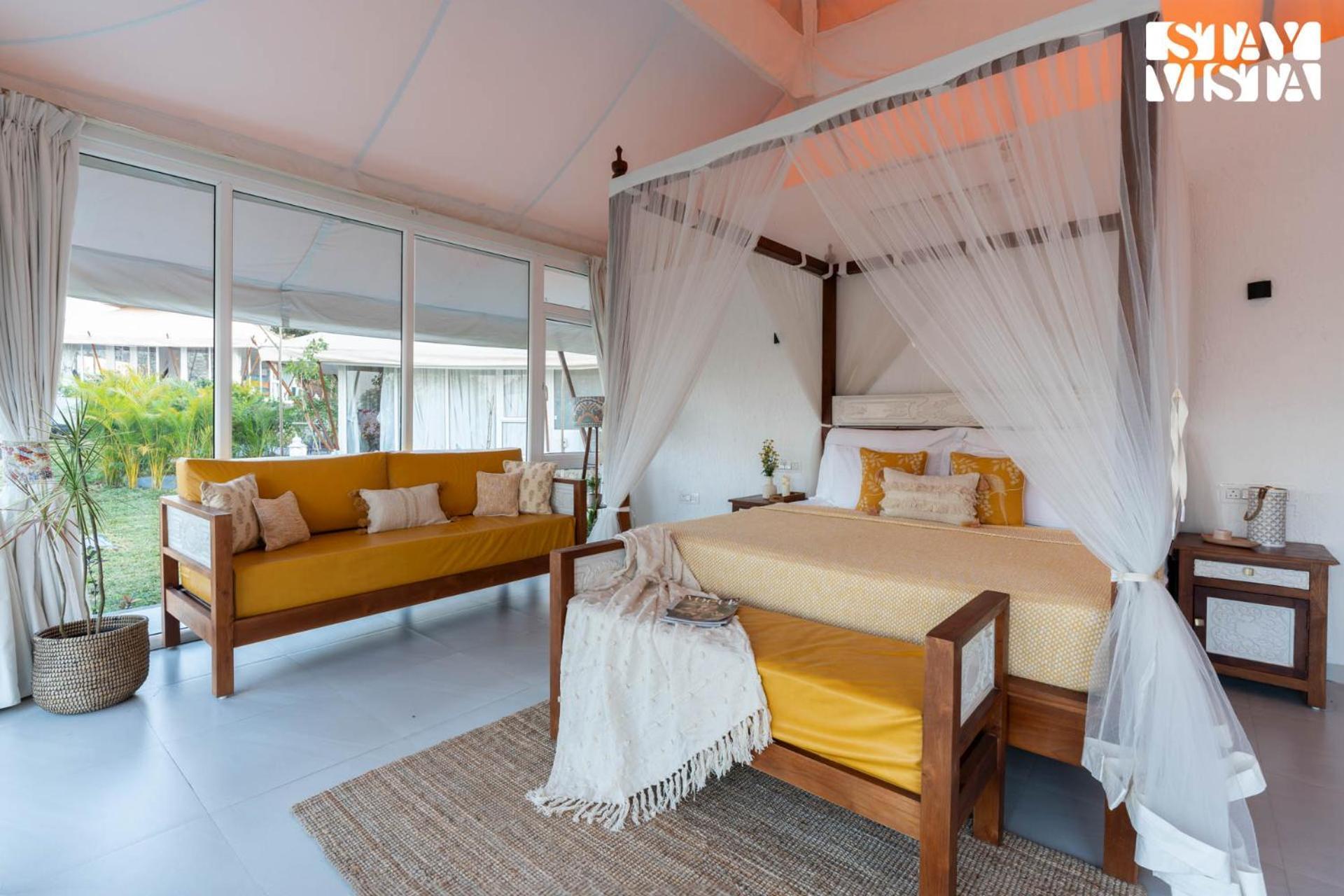 Stayvista At Vaana - Glamping Tents, Jacuzzi, Pool Villa