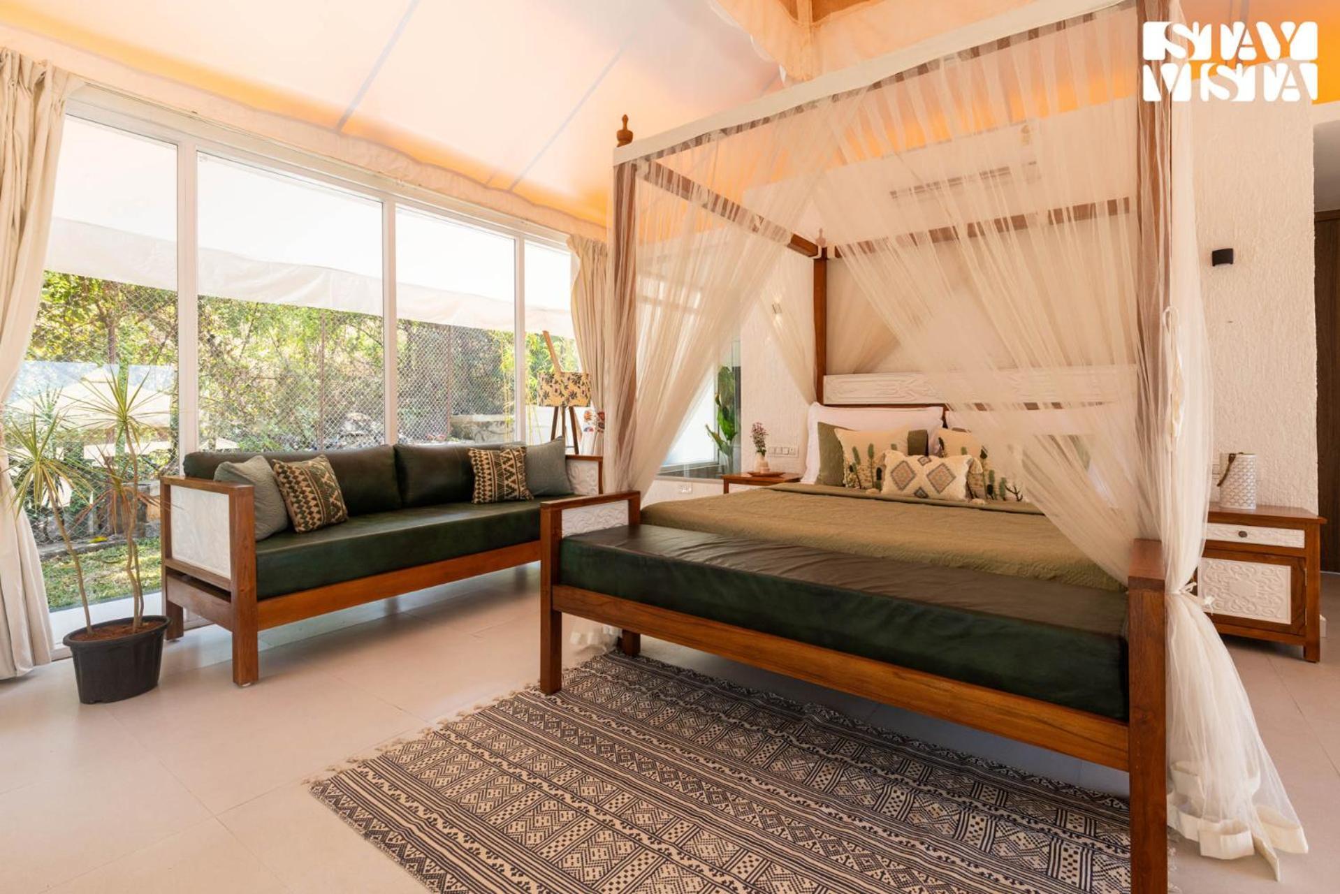 Stayvista At Vaana - Glamping Tents, Jacuzzi, Pool Villa Lonavala