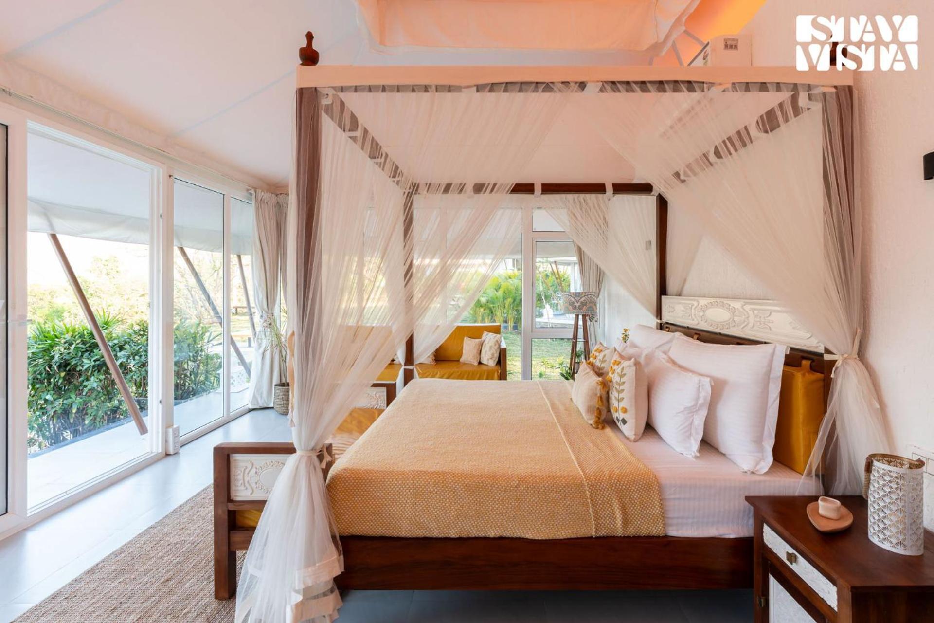 Stayvista At Vaana - Glamping Tents, Jacuzzi, Pool Villa Lonavala