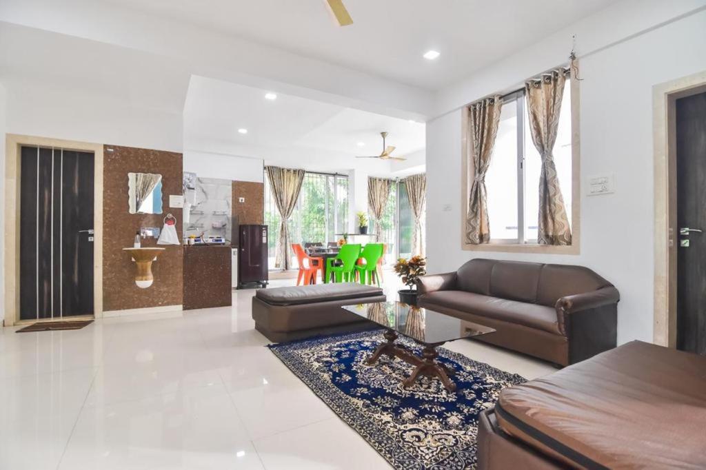 Villa Ll White Pegasus Ll Lonavala