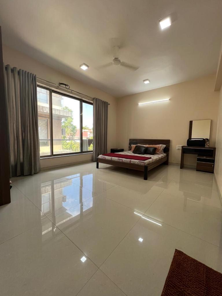 Villa Hilltop With Pool & View