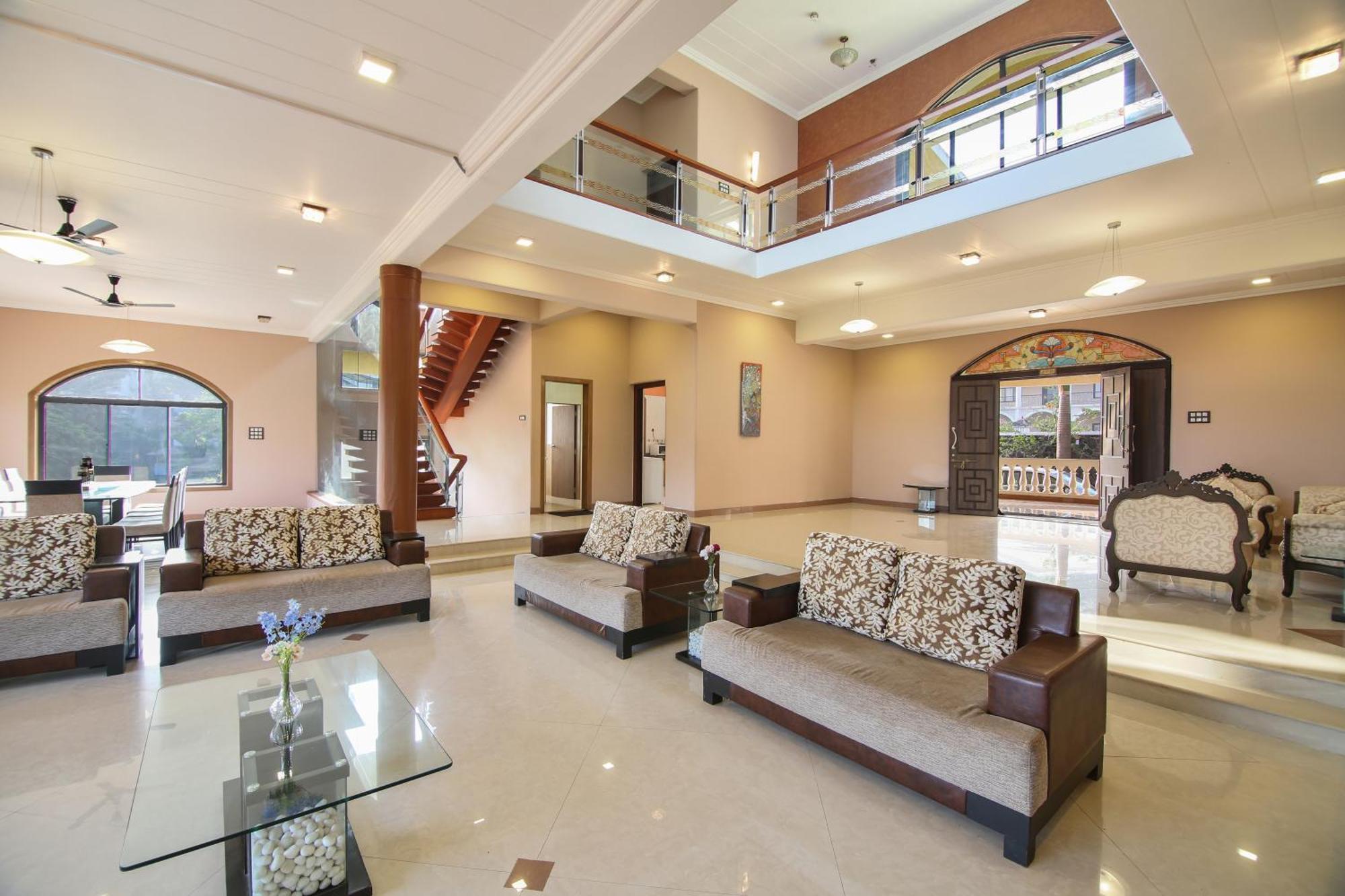 Villa Akbar Spacious 4bhk Grand Pool At Tranqvillas *
